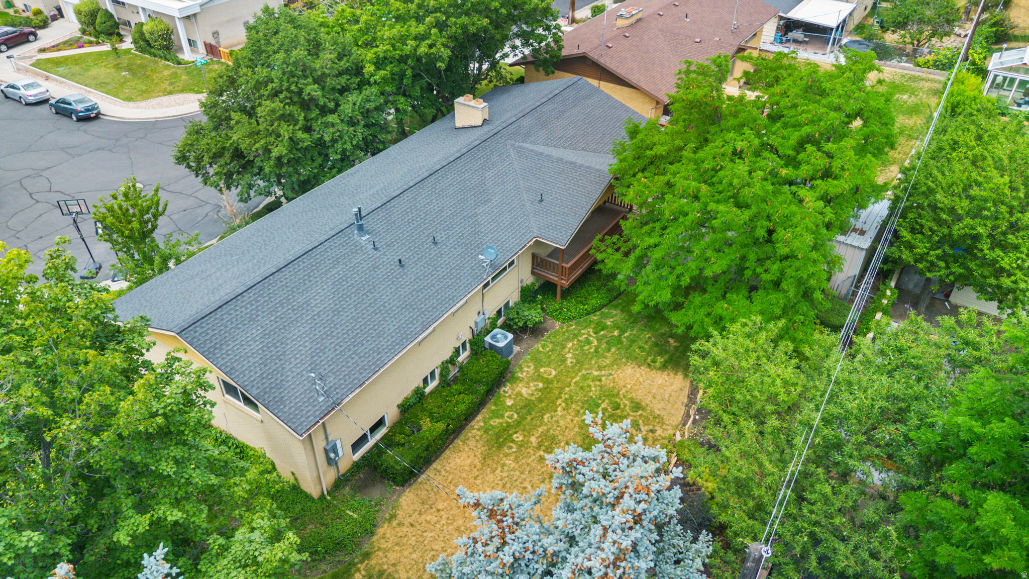 COLONIAL HEIGHTS - Residential