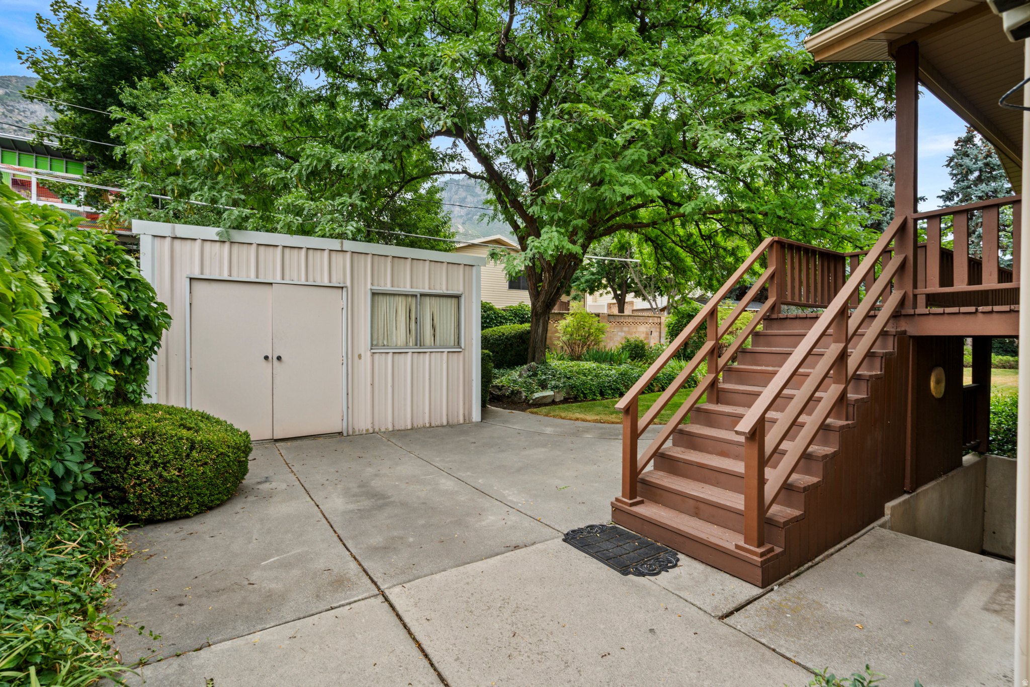 COLONIAL HEIGHTS - Residential