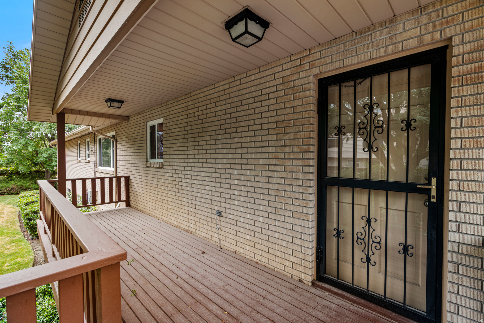 COLONIAL HEIGHTS - Residential