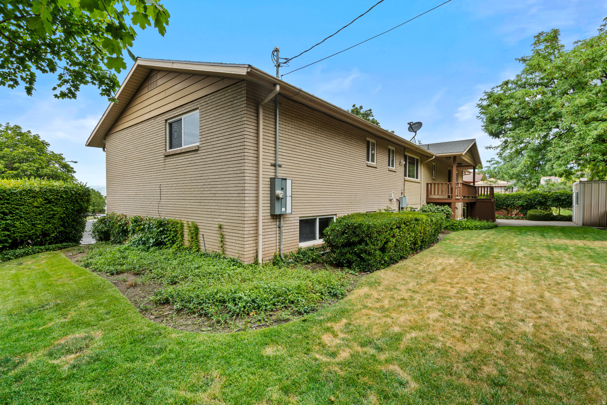 COLONIAL HEIGHTS - Residential