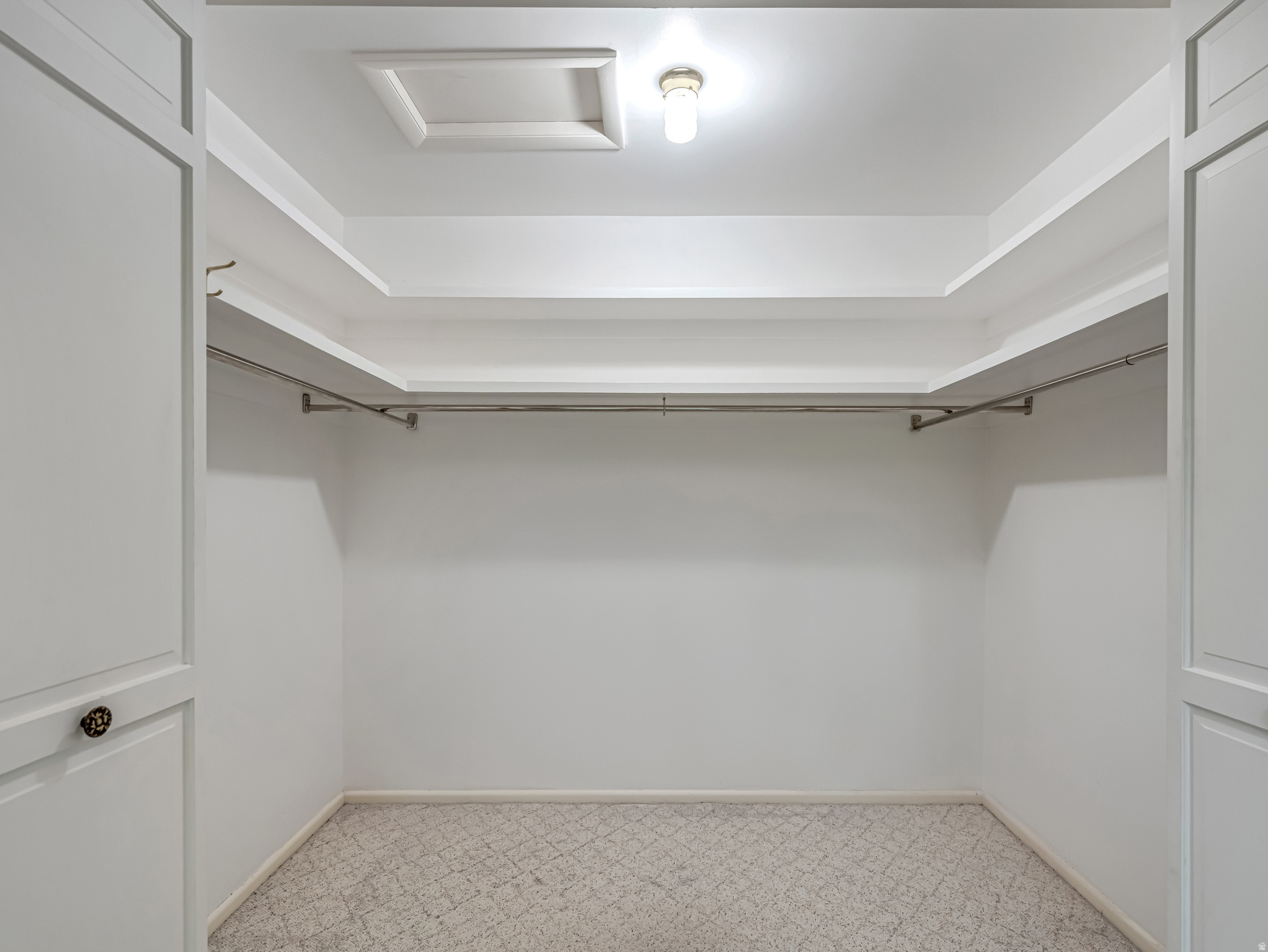 COLONIAL HEIGHTS - Residential