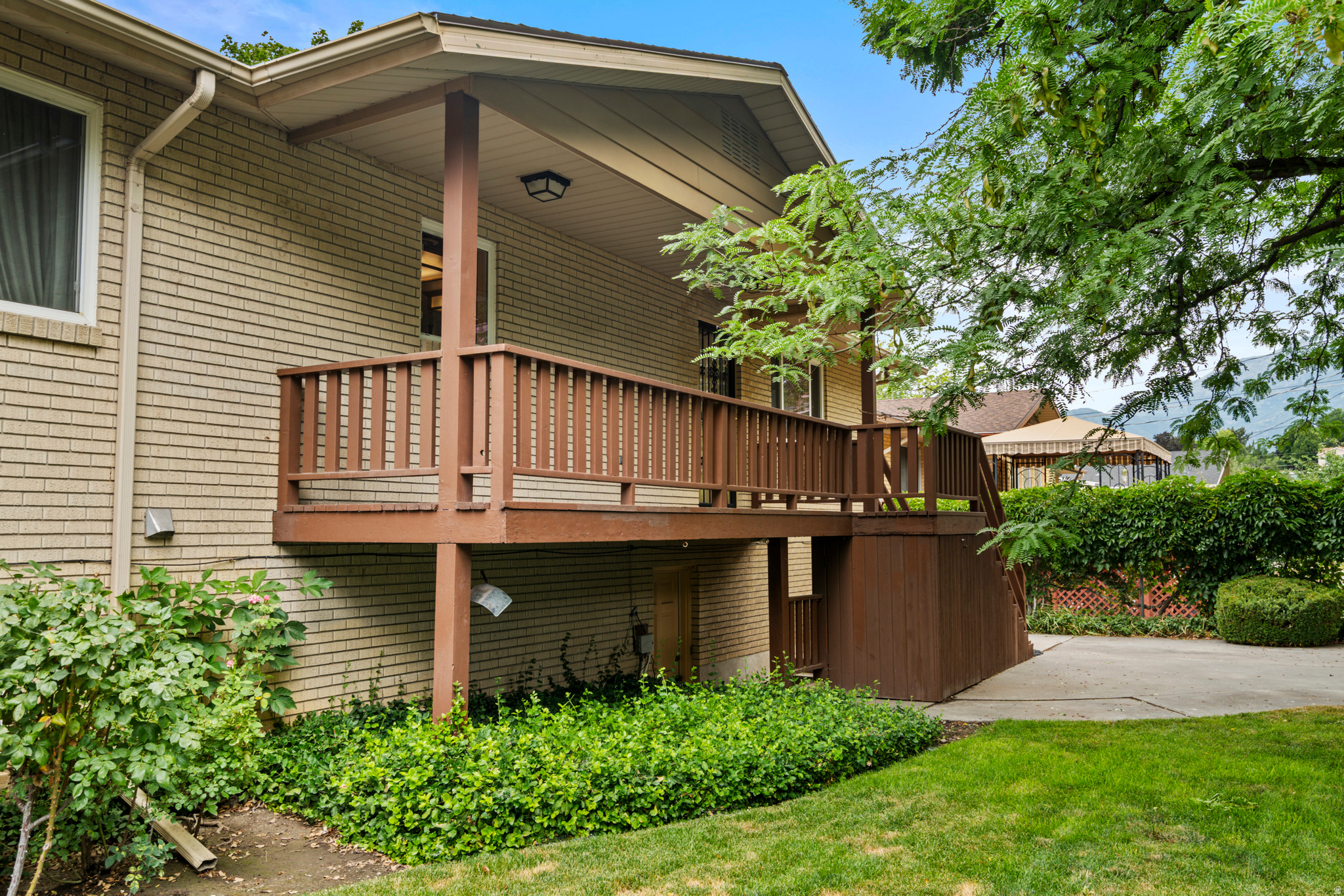 COLONIAL HEIGHTS - Residential