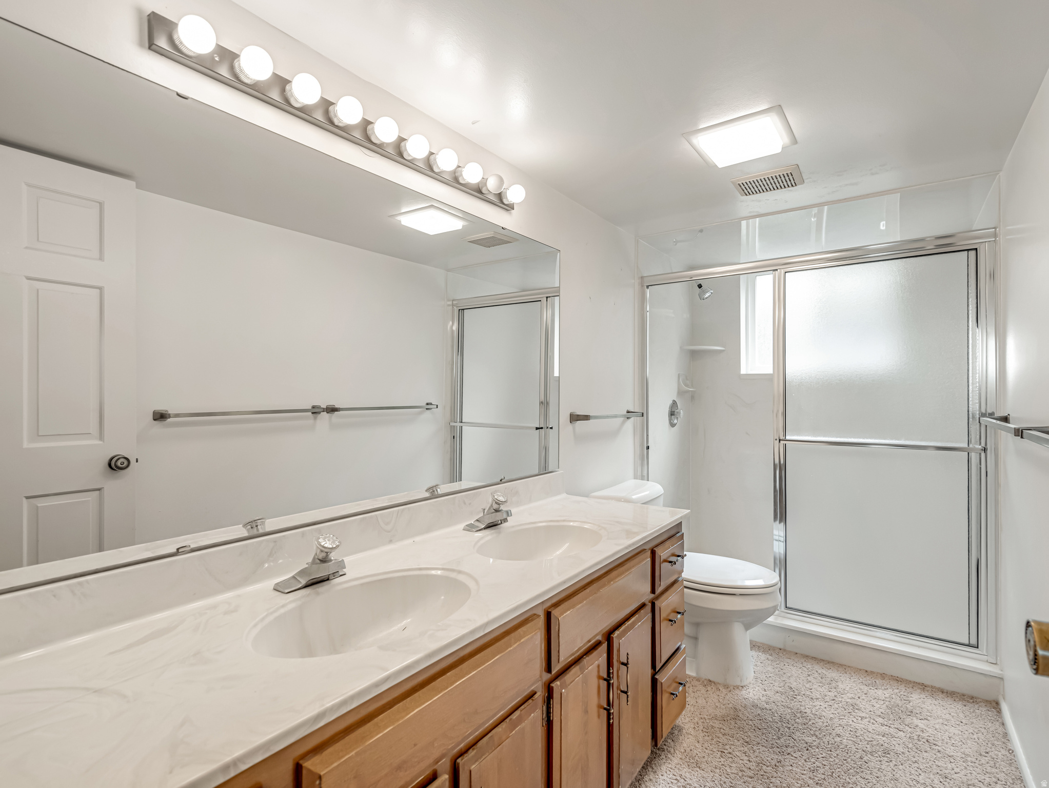 COLONIAL HEIGHTS - Residential