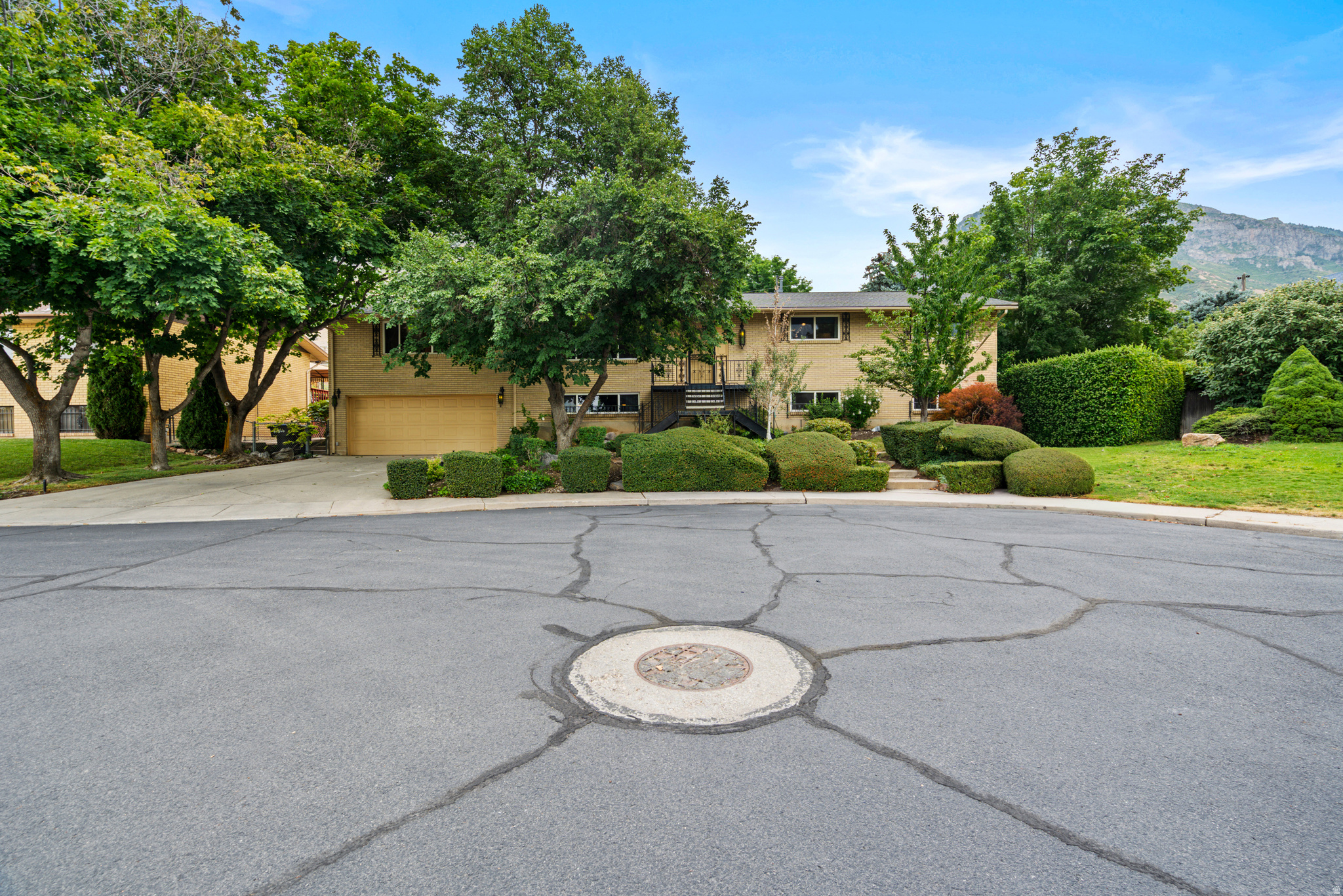 COLONIAL HEIGHTS - Residential