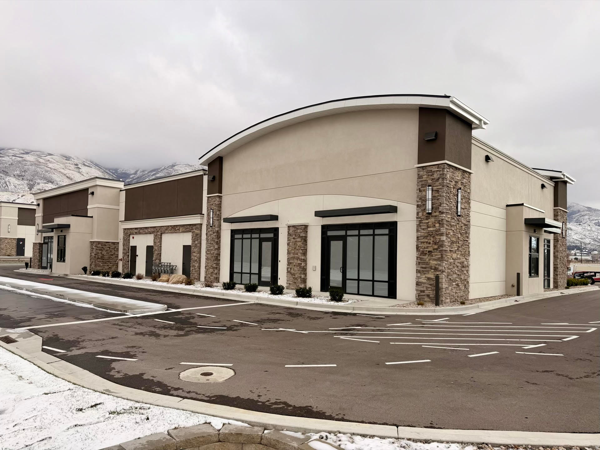 Ideal for Class A professional office, multi-use/mixed-use retail, & restaurant w/drive-thru. 1,200 - 8,000 SF available. 6 suites available. Located in Eagle Landing Shopping Complex. Excellent exposure off 1100 S. Easy access from I-15 & HWY 89. Neighboring tenants are: America First CU, Caf Rio, Jersey Mike's, Twisted Sugar, Indulge Boutique, Marco's Pizza, US Title, & OLO Builders. Contact Genneva @ 802-375-4057.