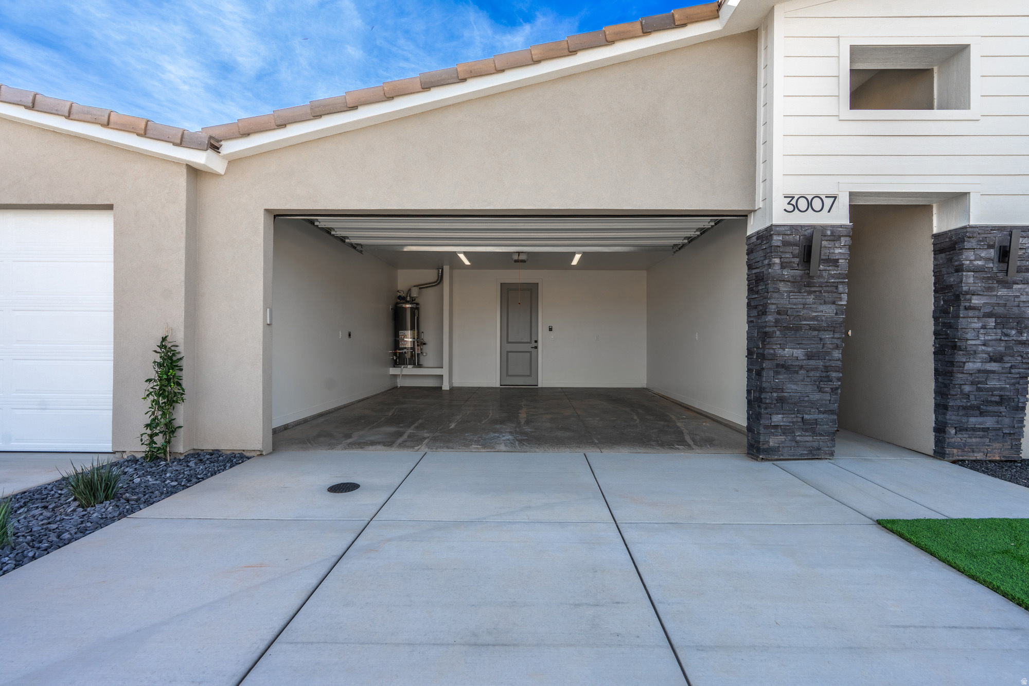 SKY VIEW - Residential