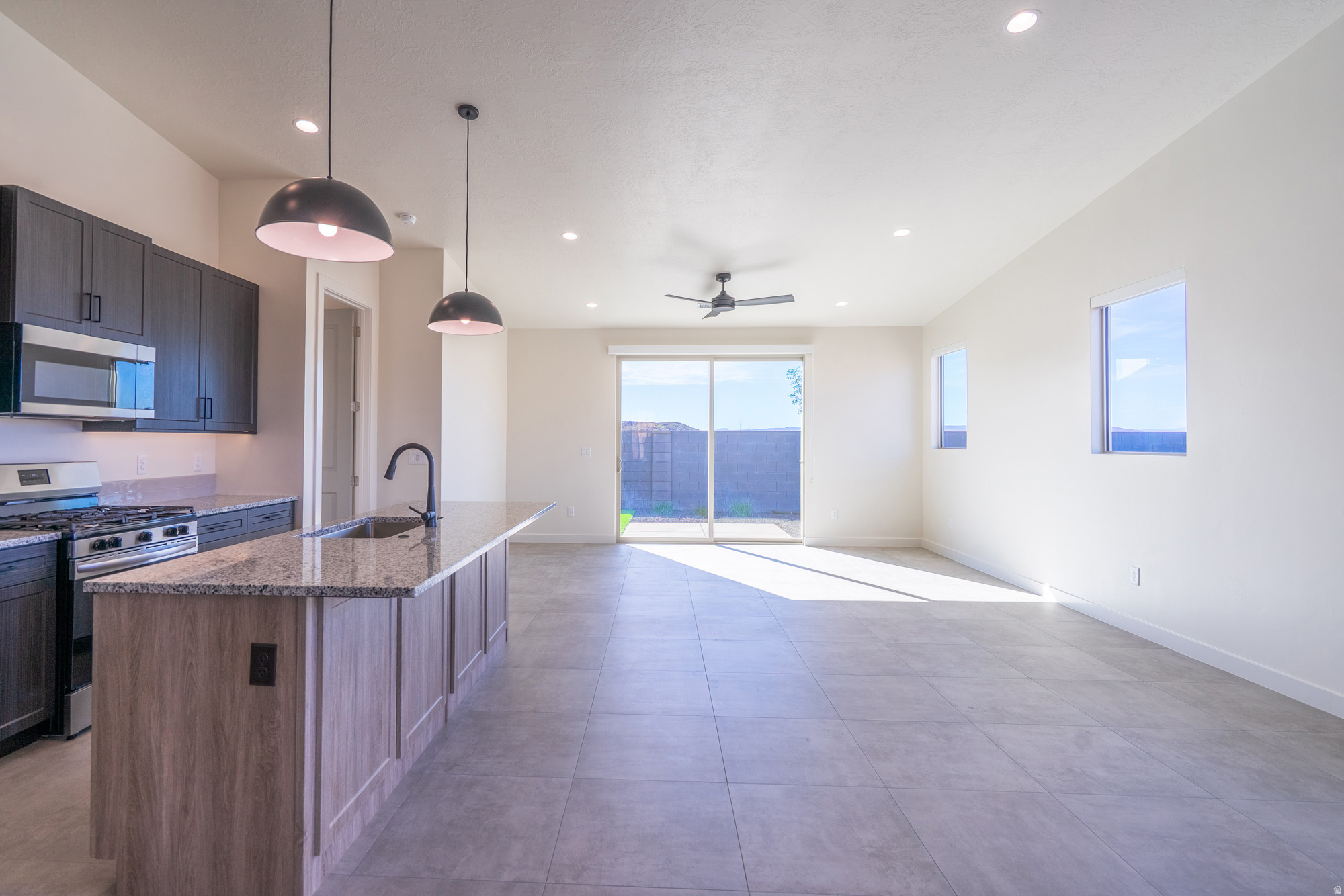 SKY VIEW - Residential
