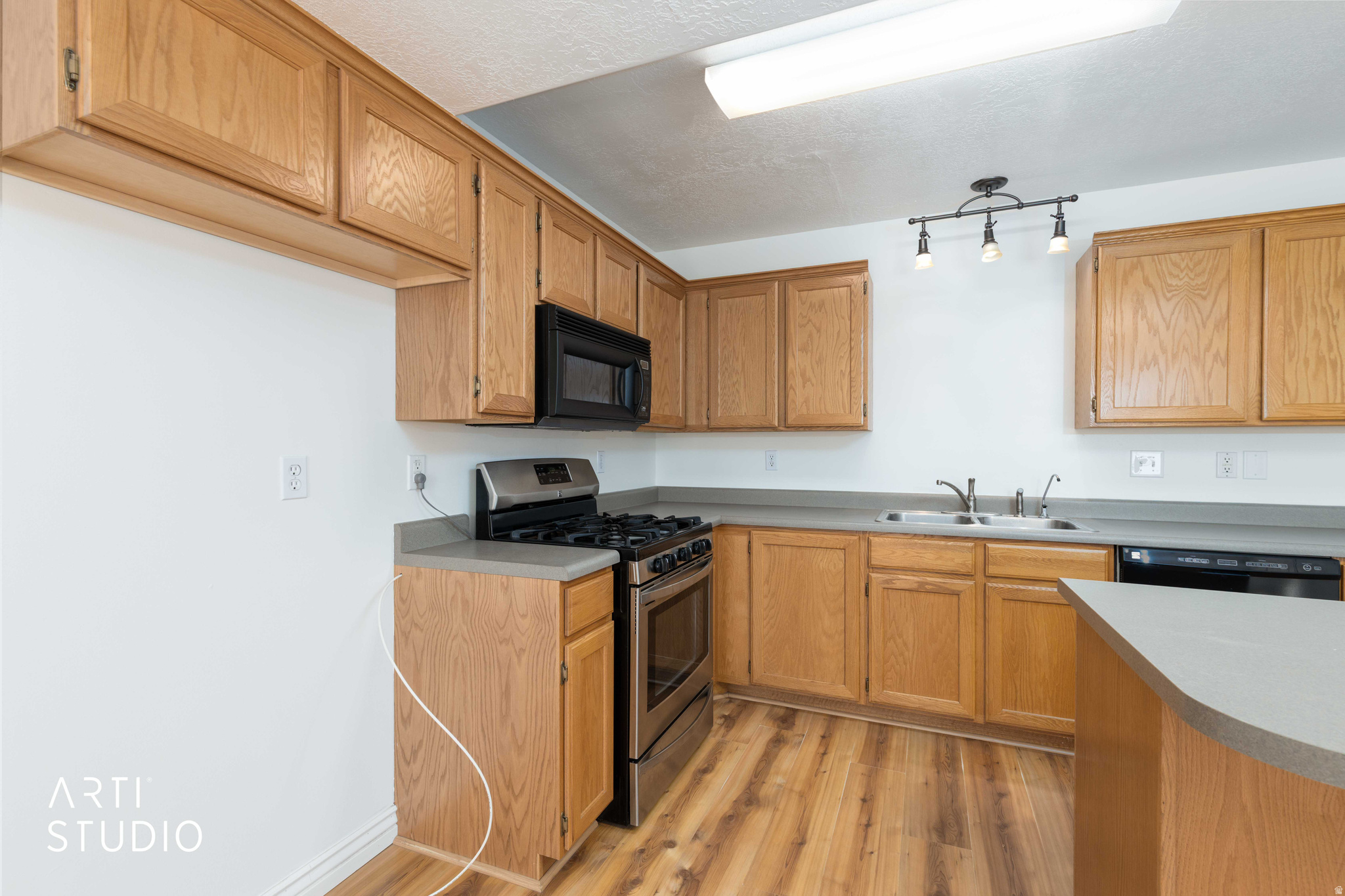 SANDALWOOD - Residential