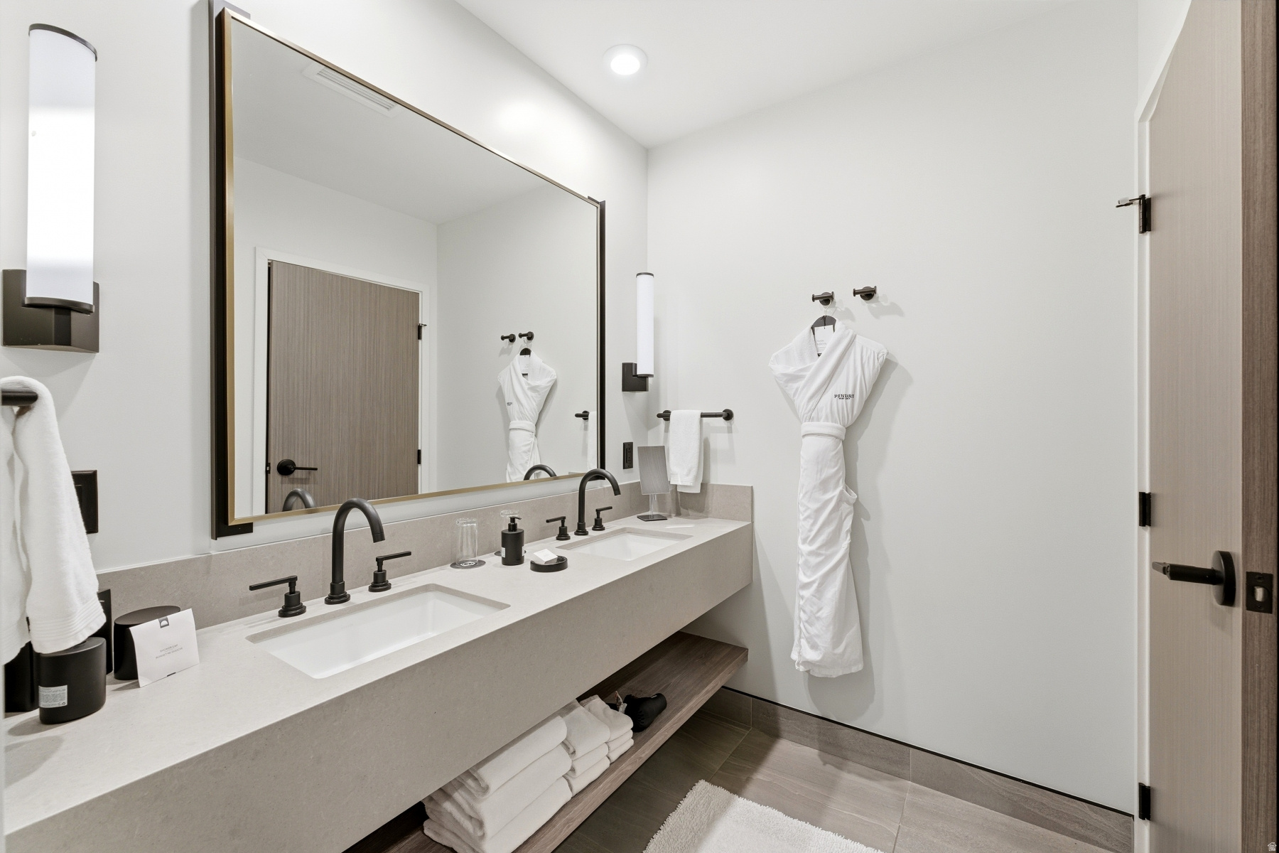 PENDRY RESIDENCES PARK CITY - Residential