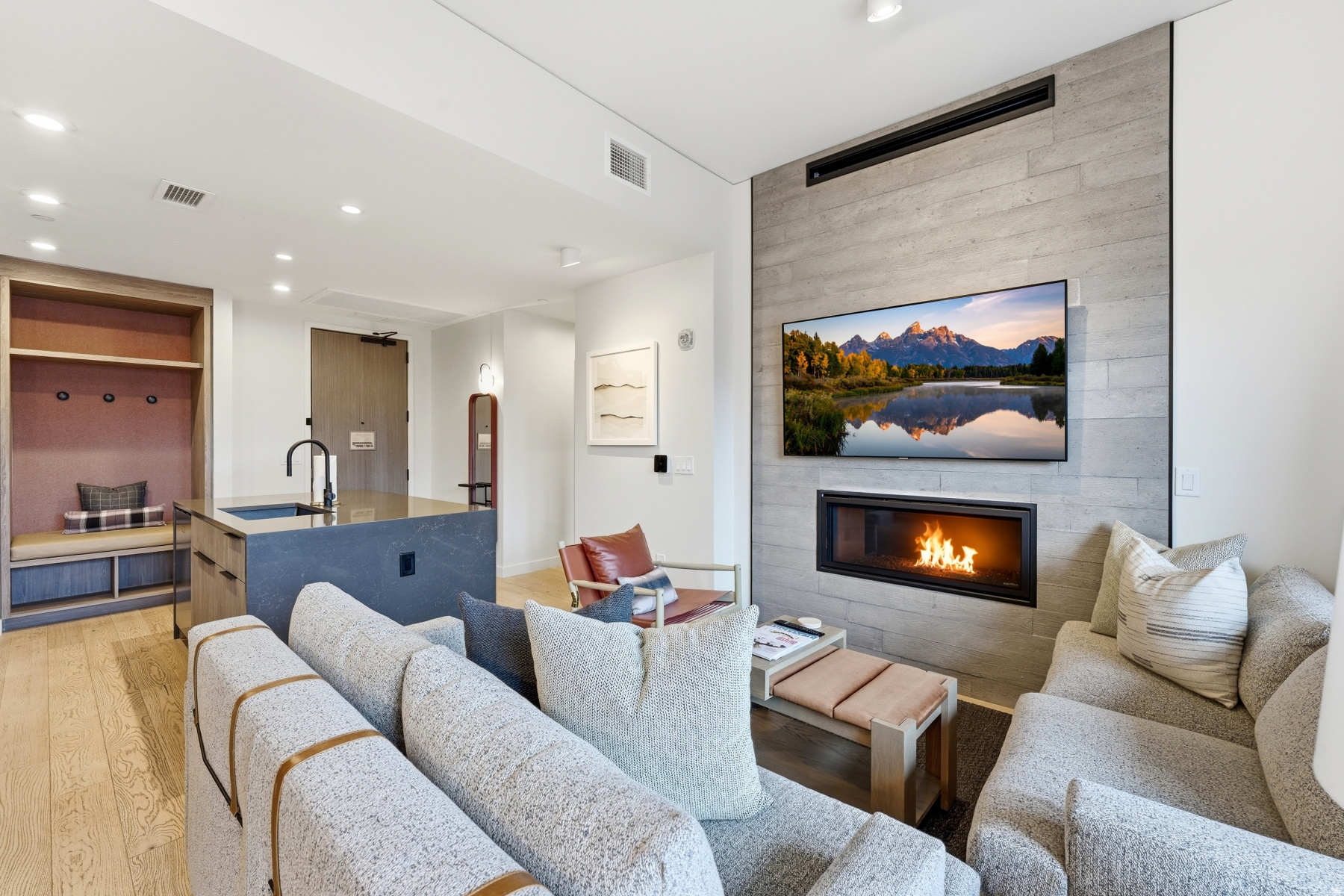PENDRY RESIDENCES PARK CITY - Residential