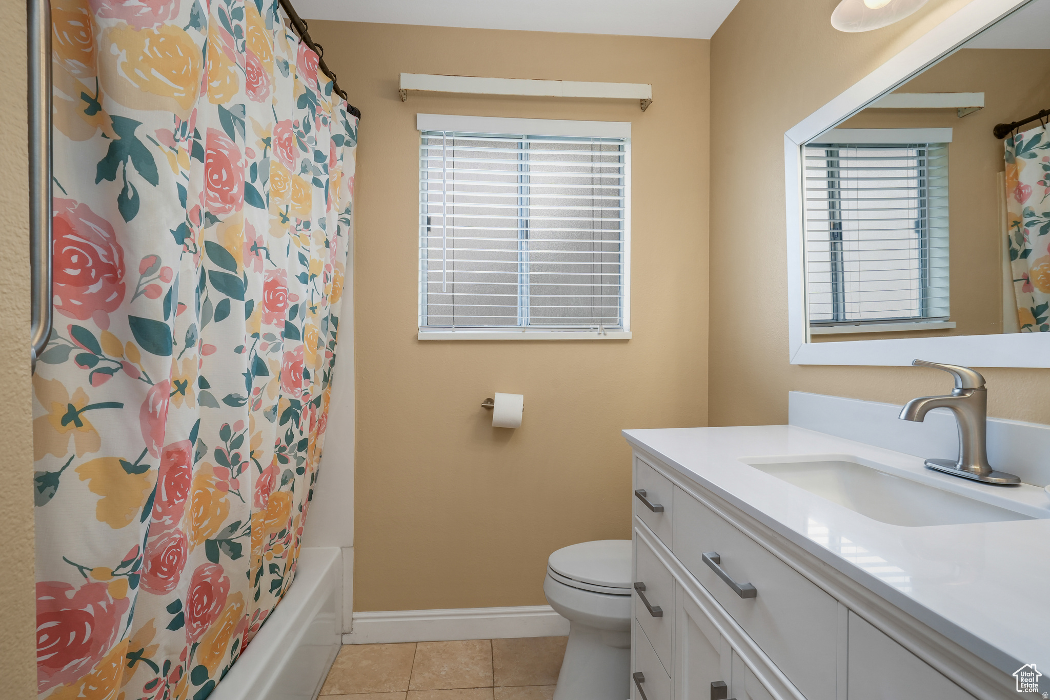 MEADOW LANE - Residential