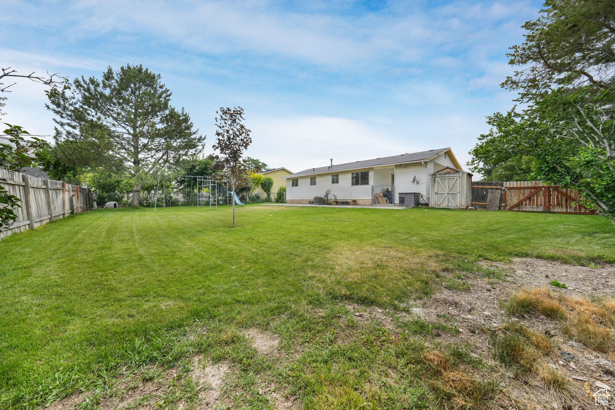 MEADOW LANE - Residential
