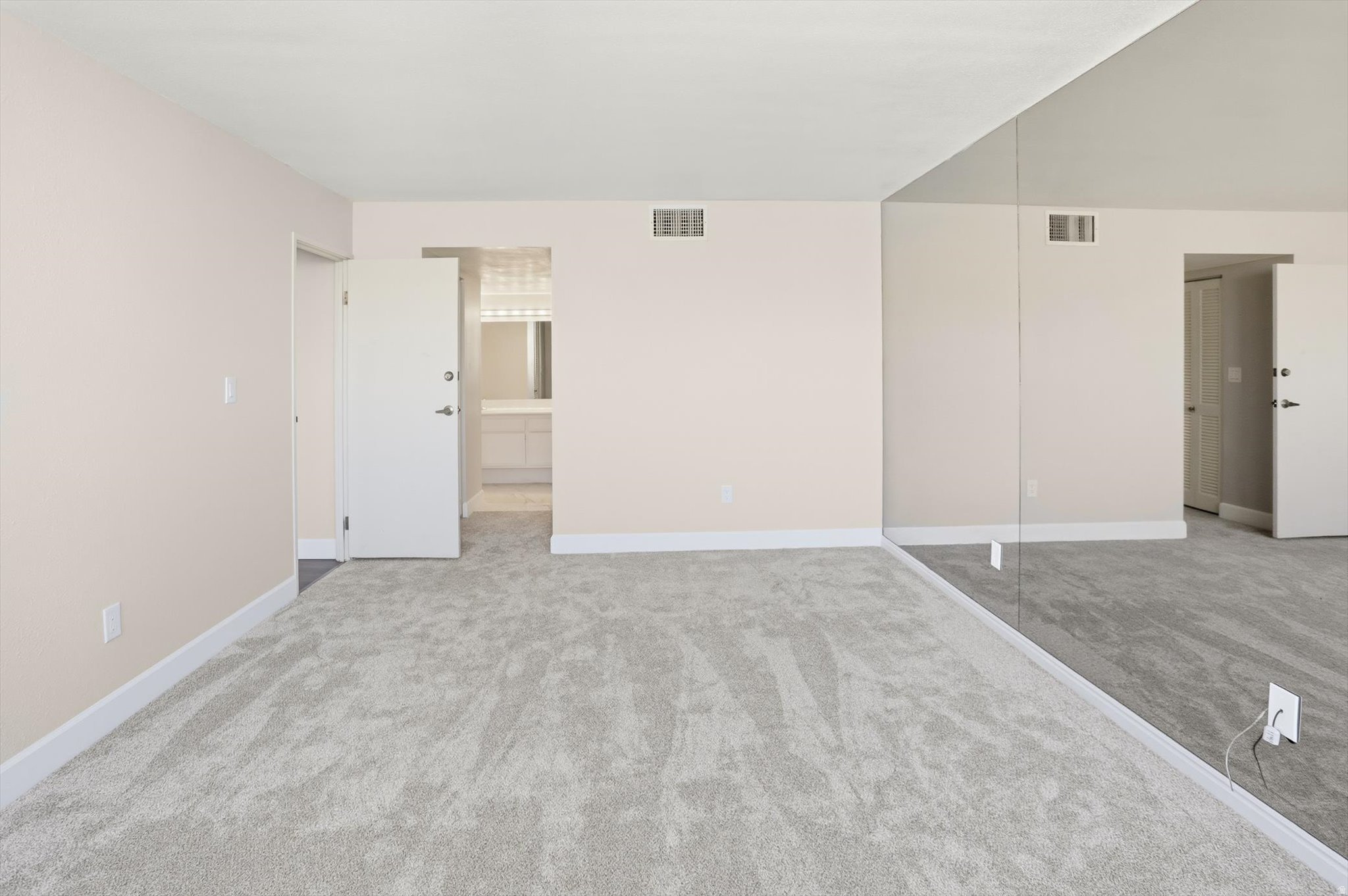 ZION SUMMIT CONDM - Residential