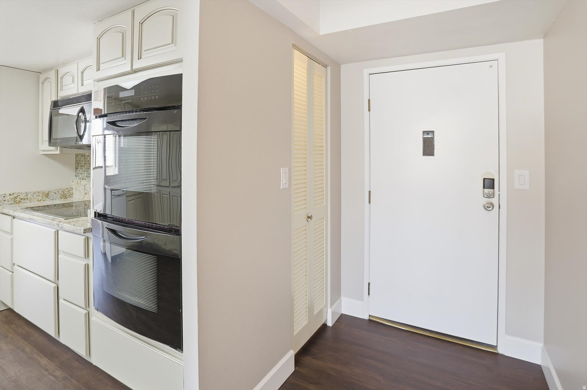ZION SUMMIT CONDM - Residential