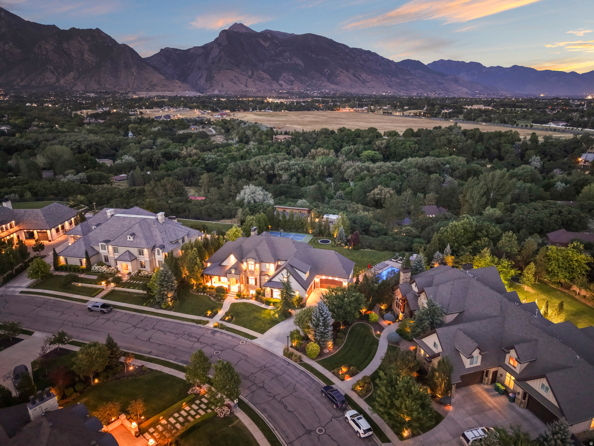 COUNTRY FRENCH ESTATES - Residential