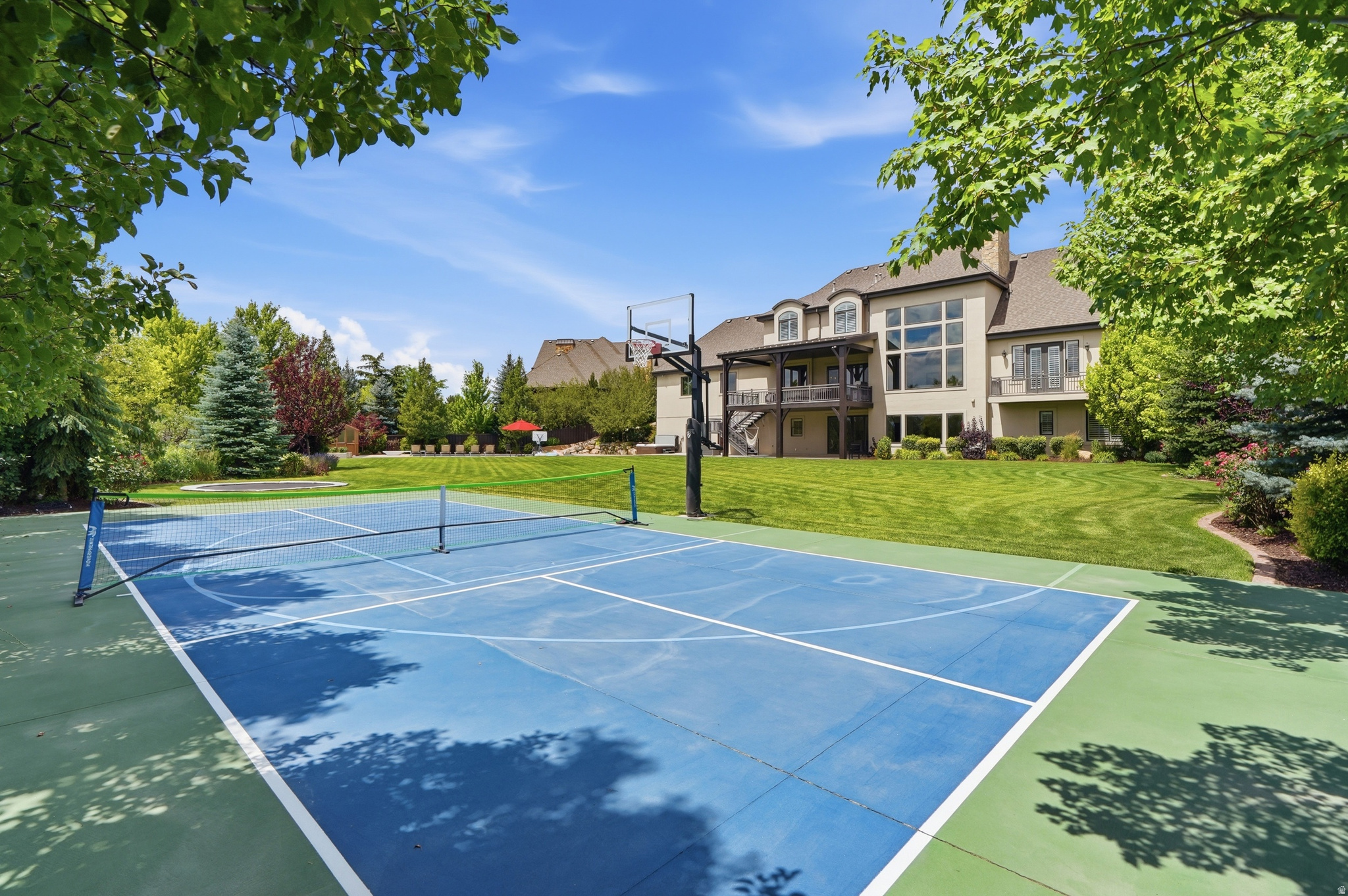 COUNTRY FRENCH ESTATES - Residential