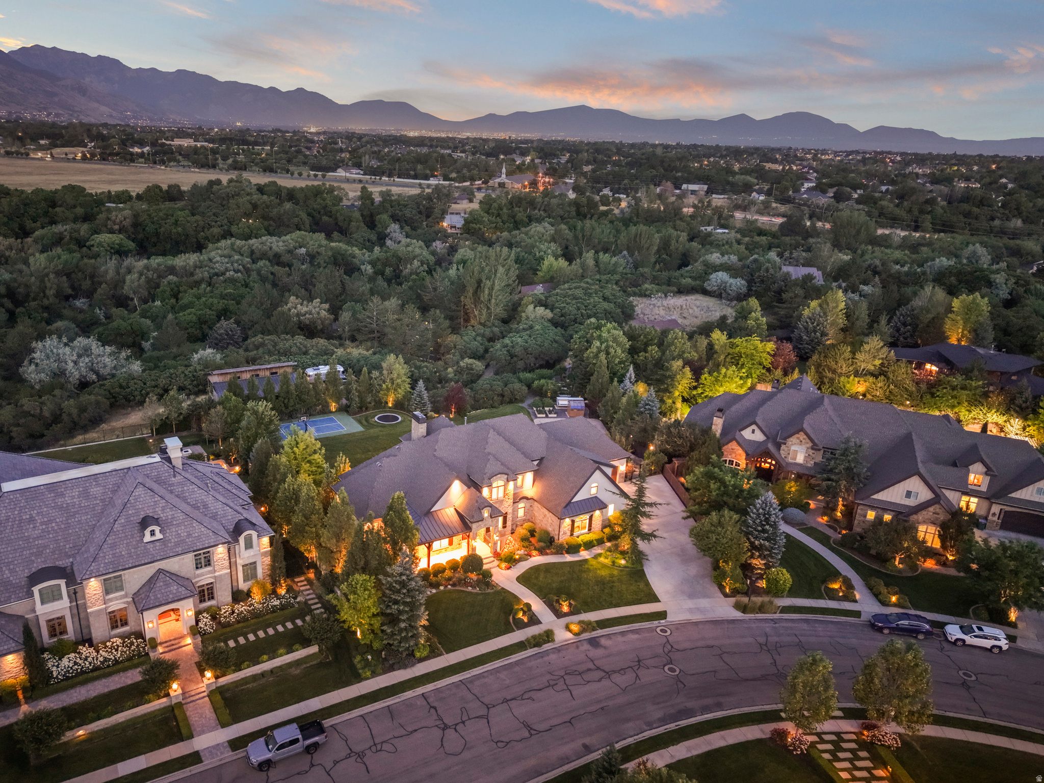 COUNTRY FRENCH ESTATES - Residential