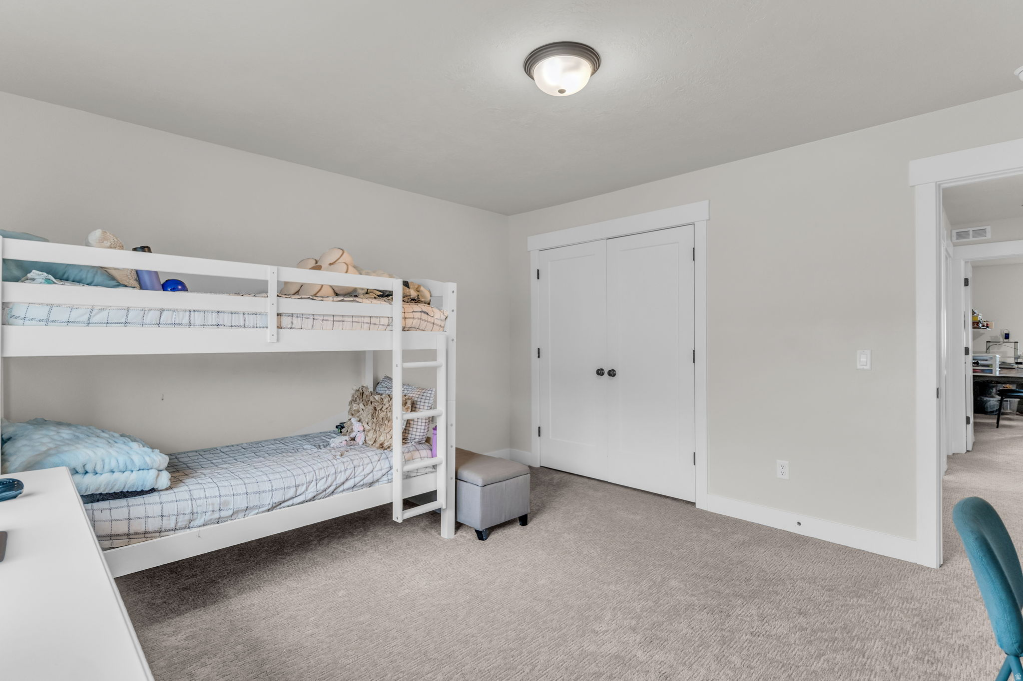 HIGH POINTE - Residential