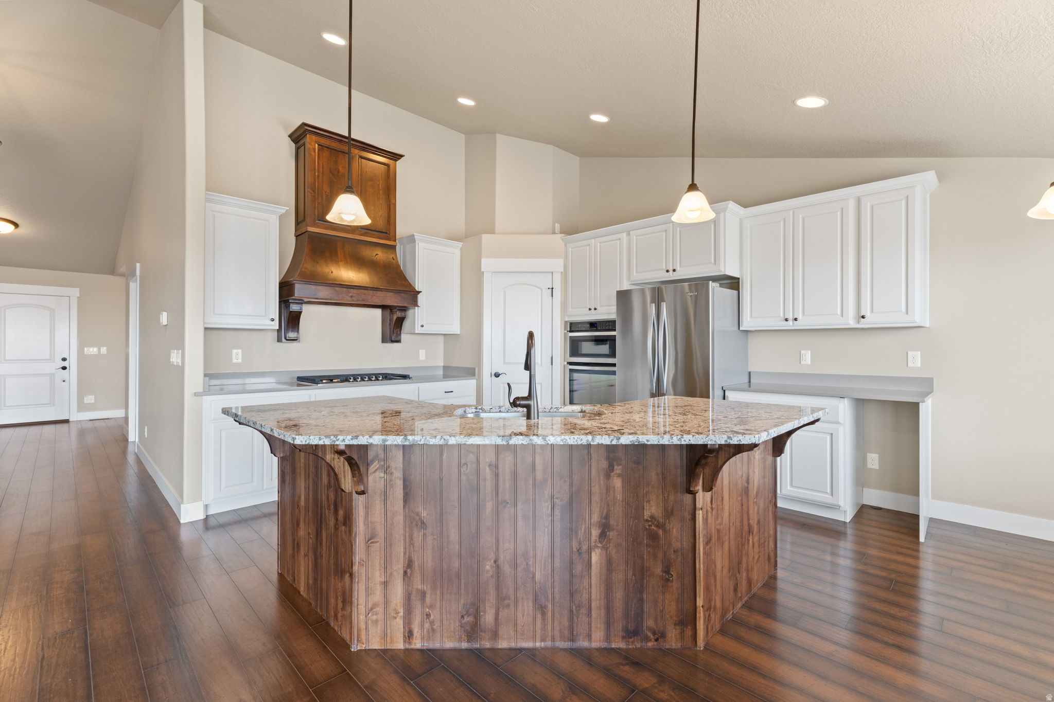 CANYON HILLS - Residential