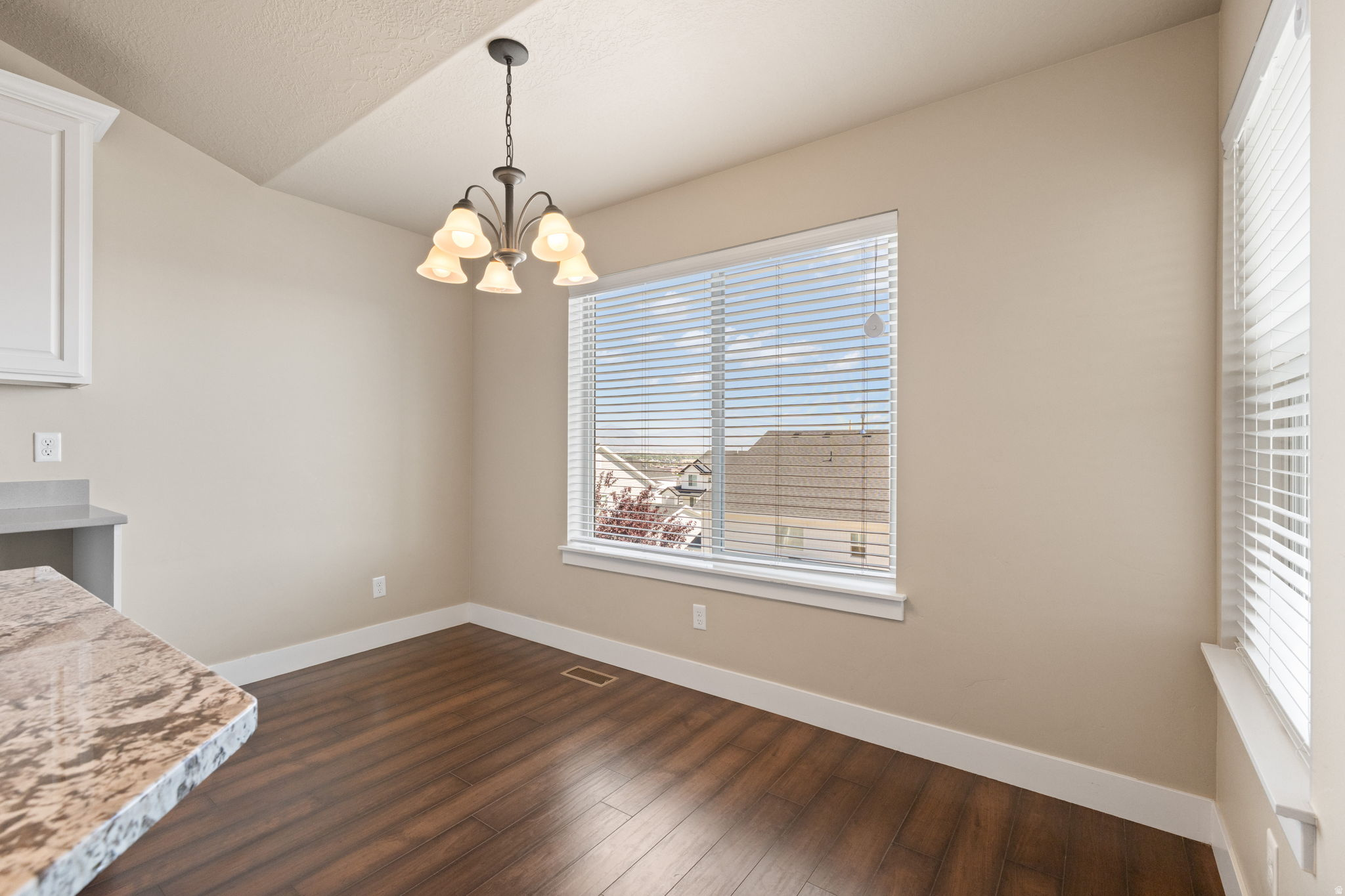 CANYON HILLS - Residential