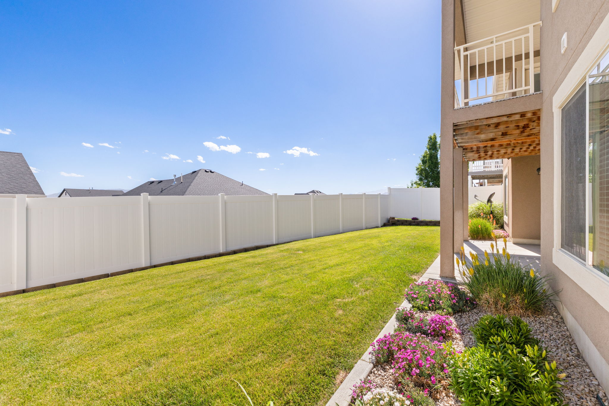 CANYON HILLS - Residential