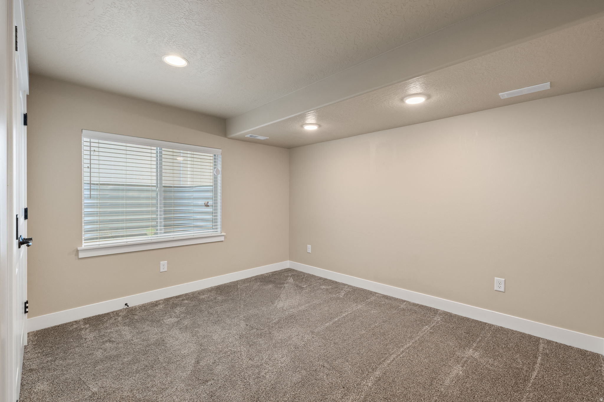 CANYON HILLS - Residential