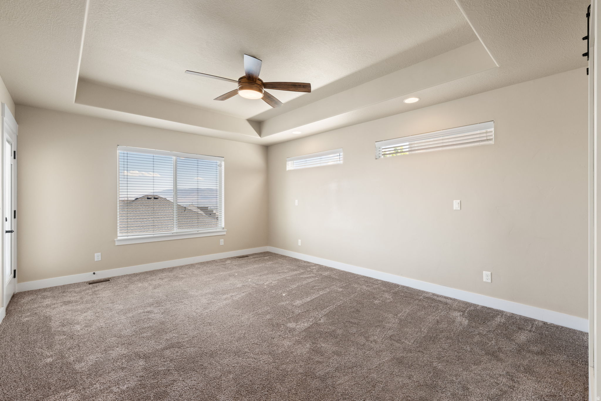 CANYON HILLS - Residential