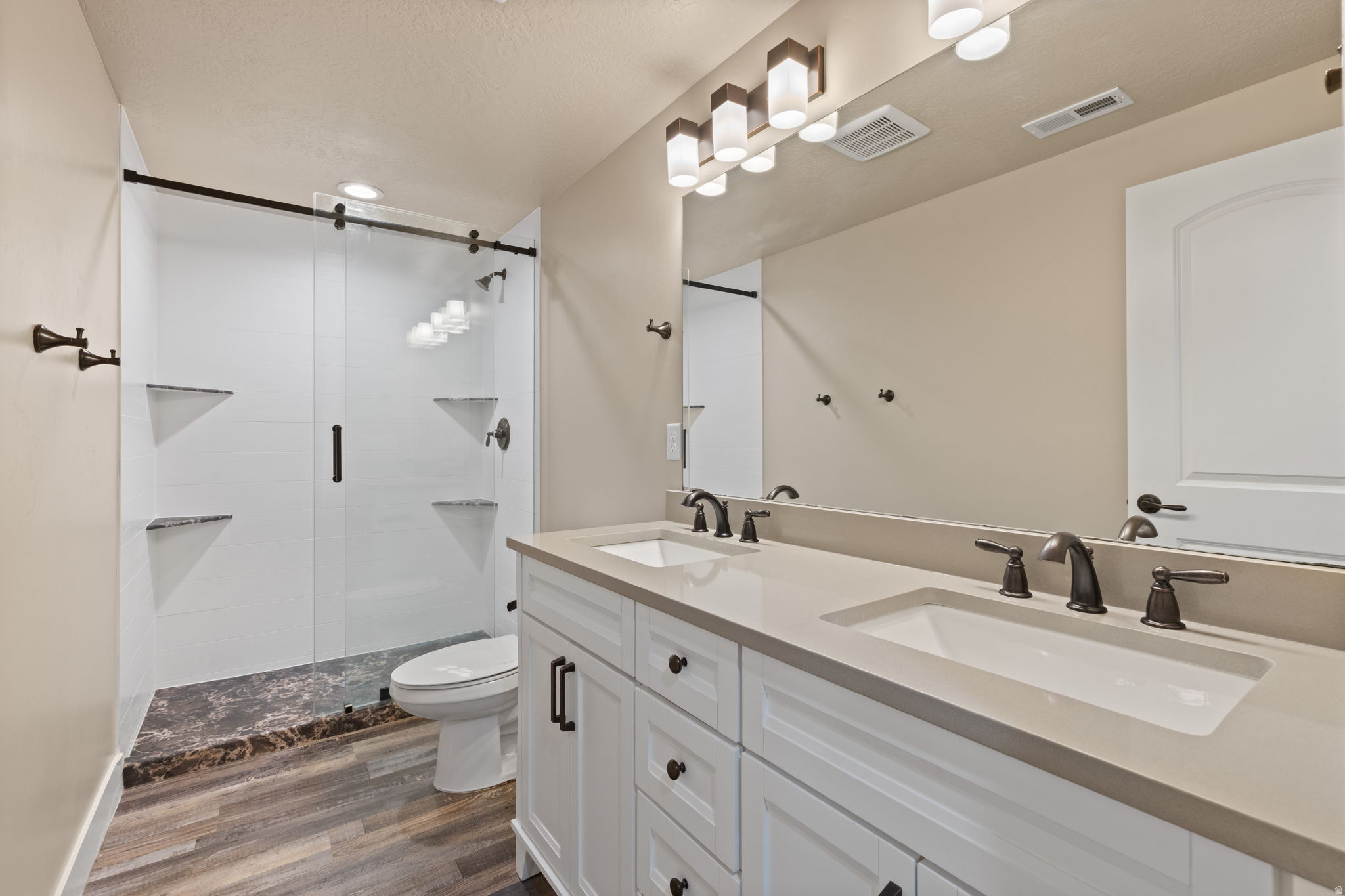 CANYON HILLS - Residential