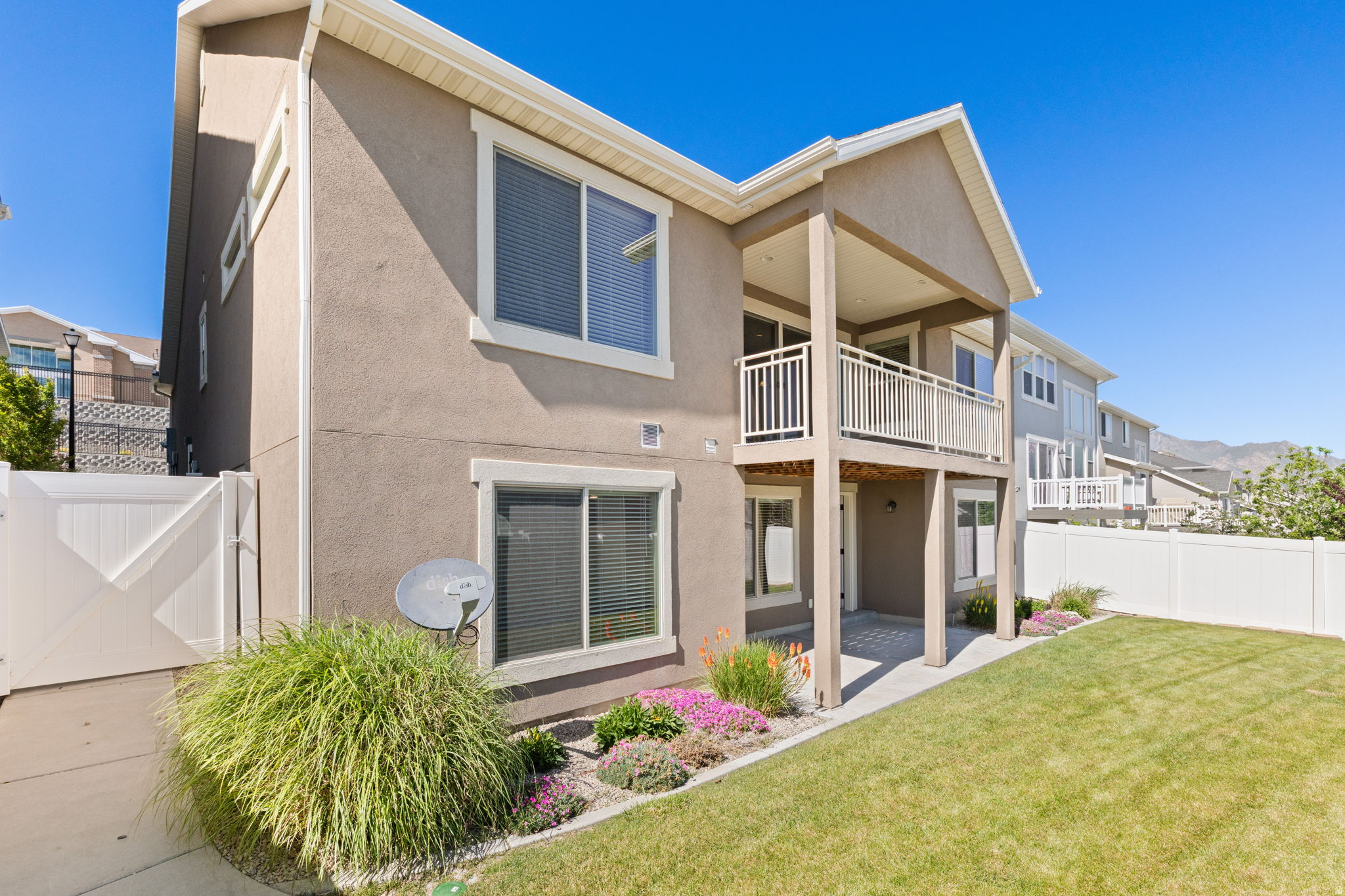 CANYON HILLS - Residential