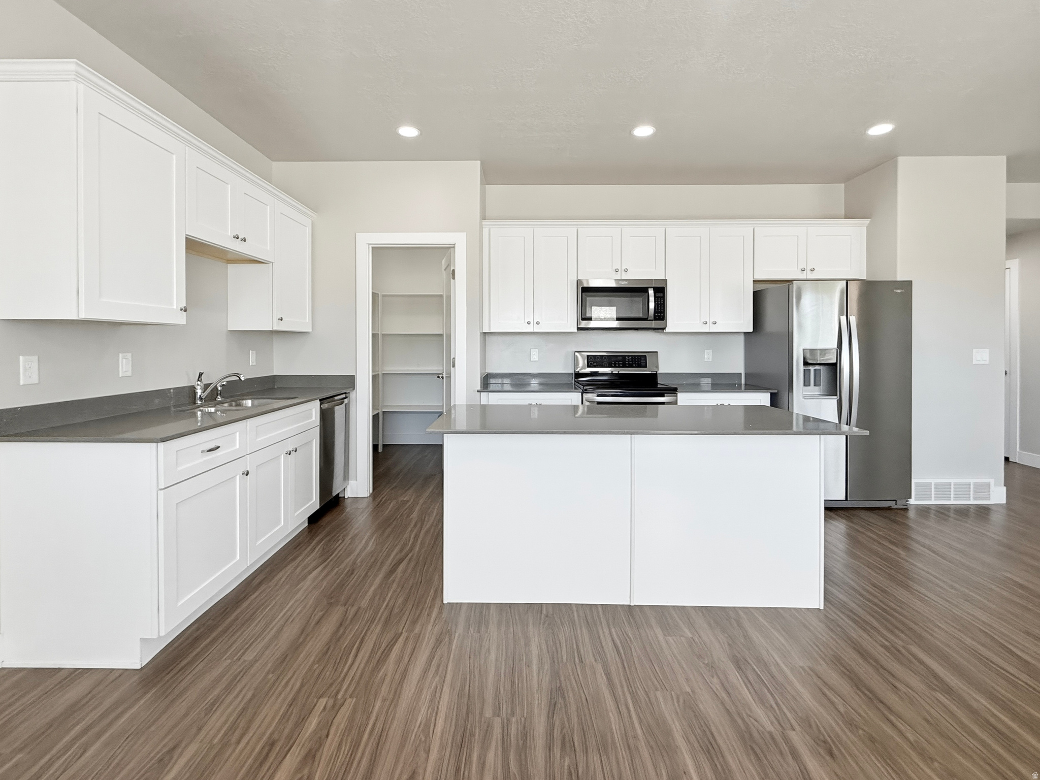 SUNSETVIEW - Residential