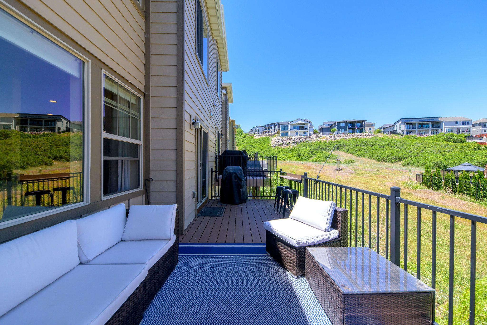 SUNCREST - Residential