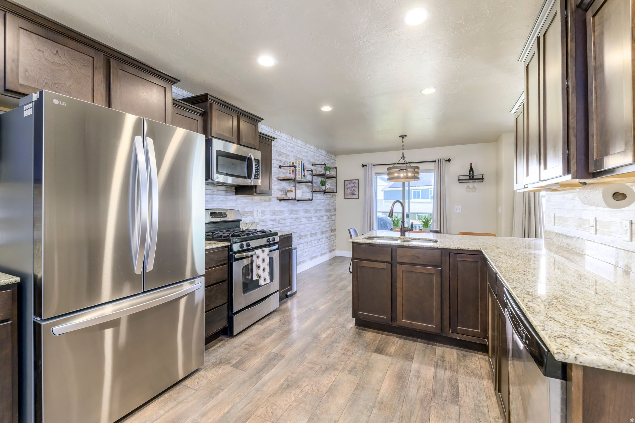 SUNCREST - Residential