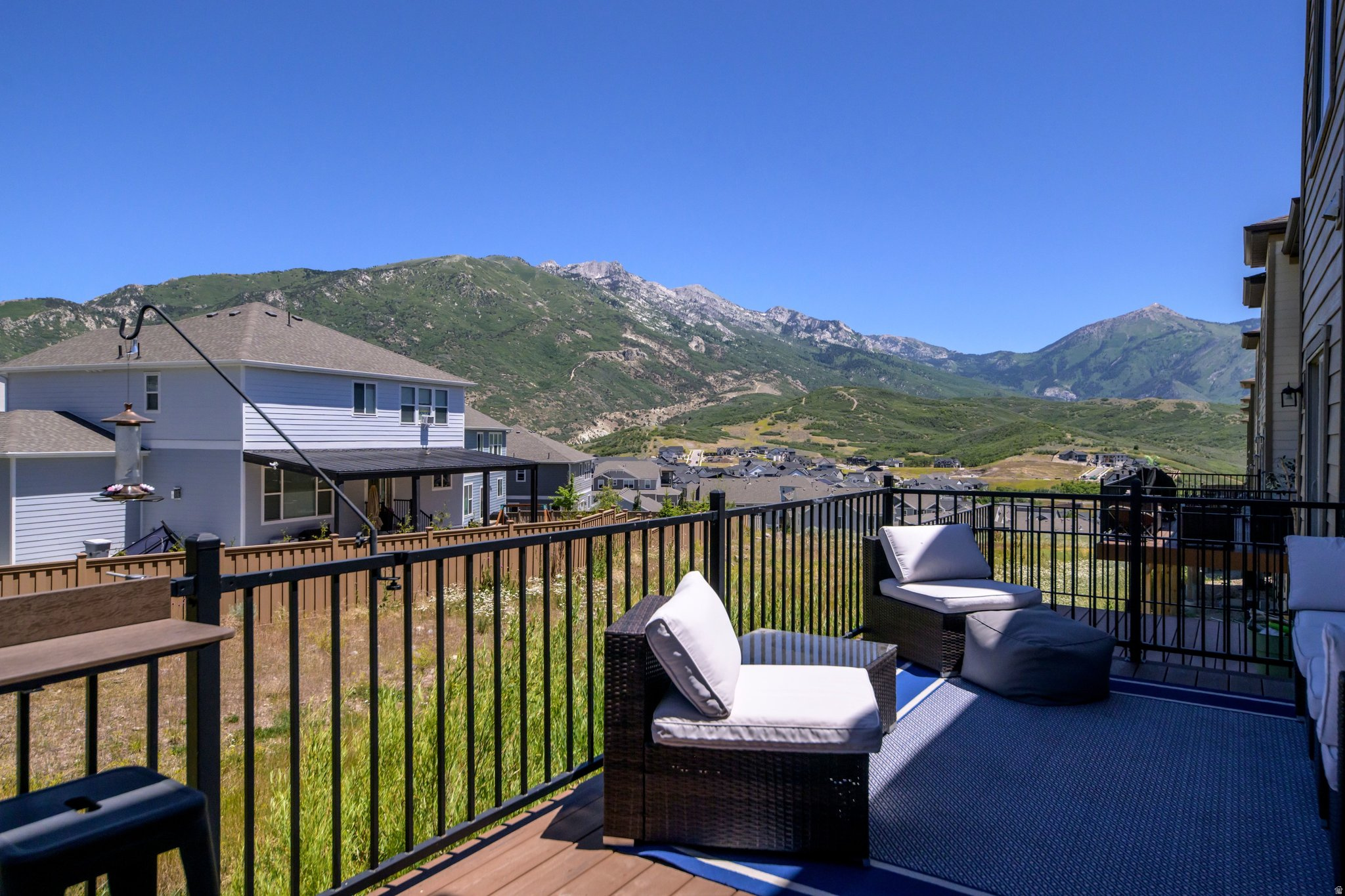 SUNCREST - Residential
