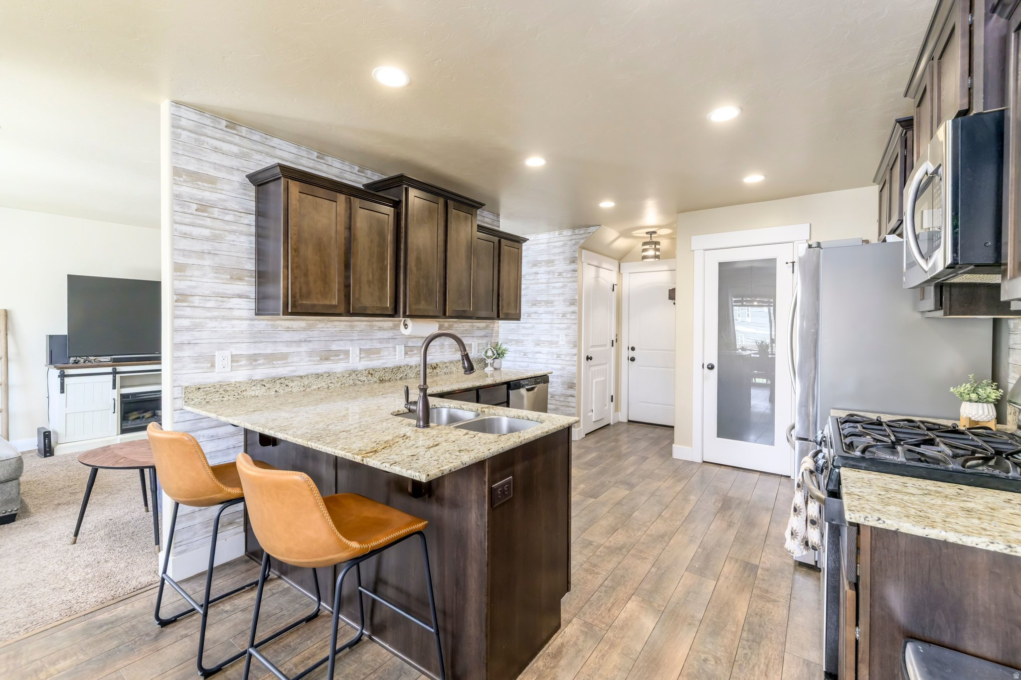 SUNCREST - Residential