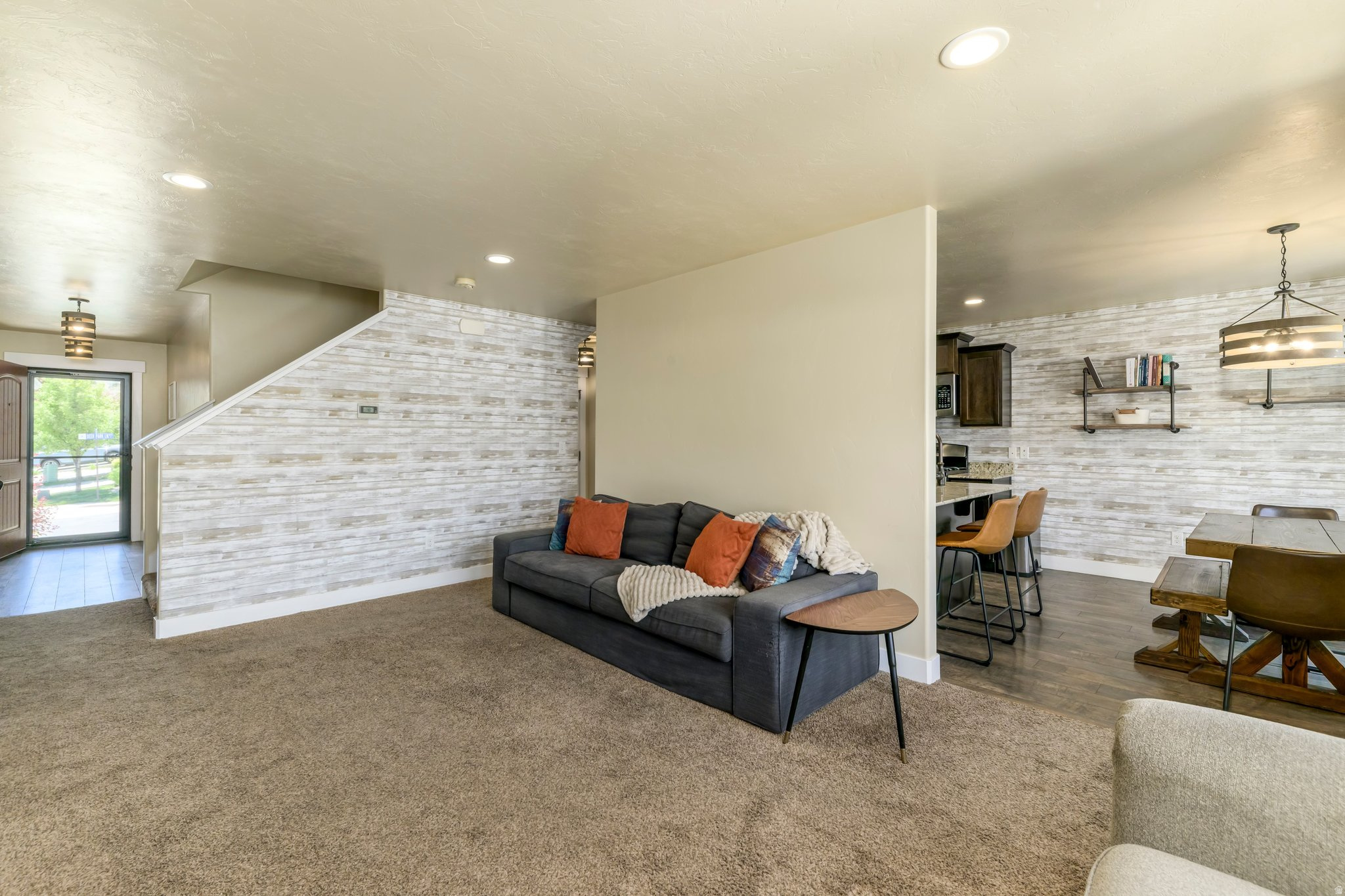SUNCREST - Residential