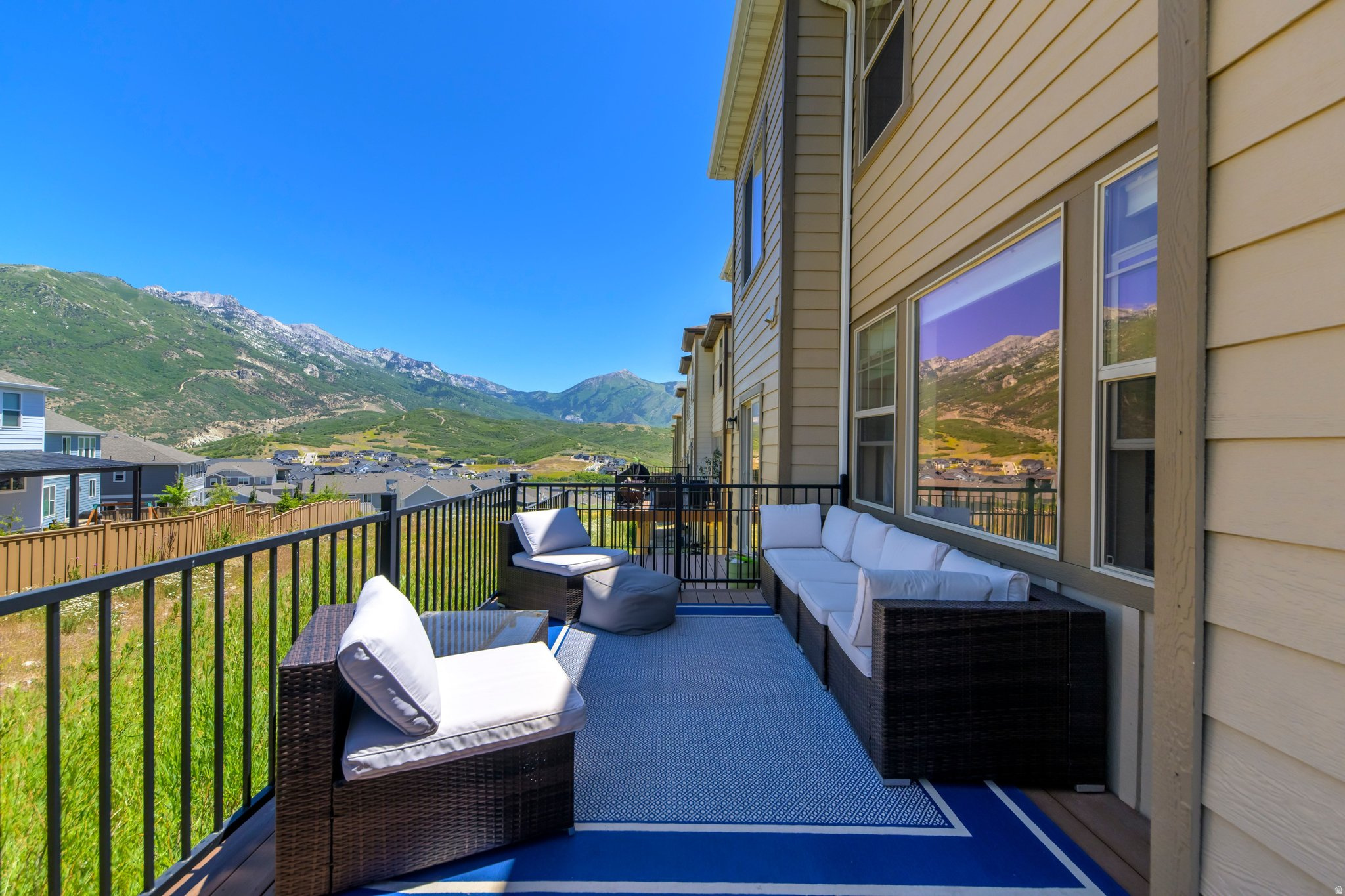 SUNCREST - Residential