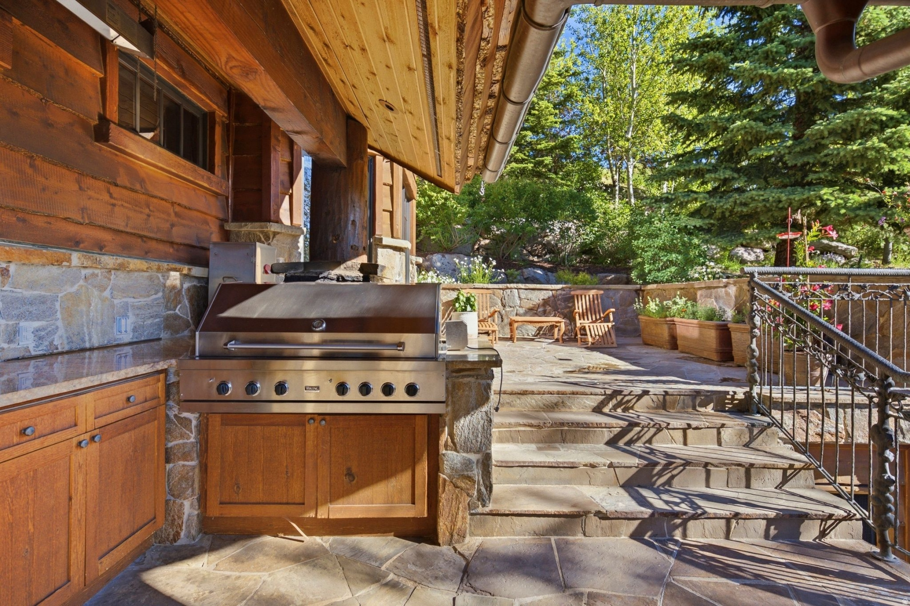 DEER CREST ESTATES - Residential