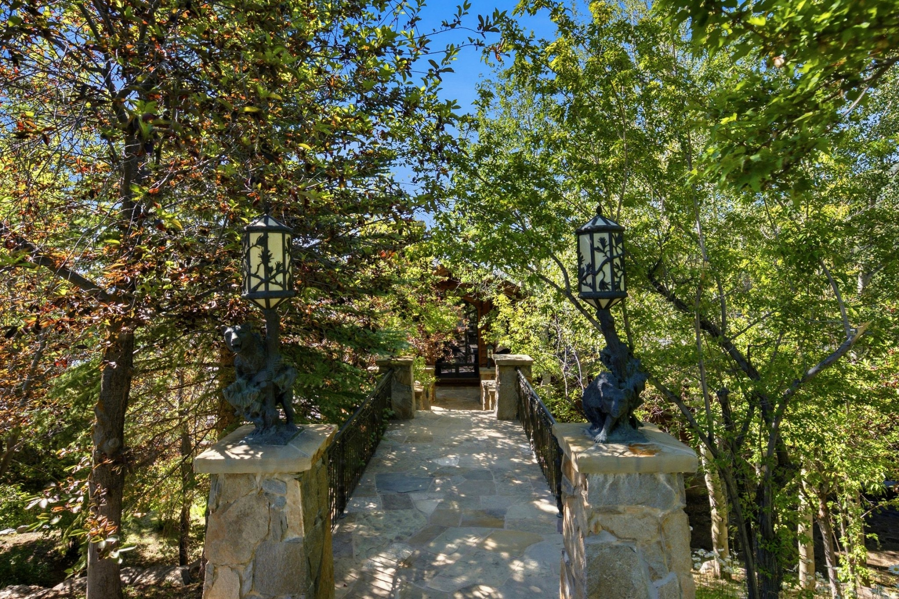 DEER CREST ESTATES - Residential