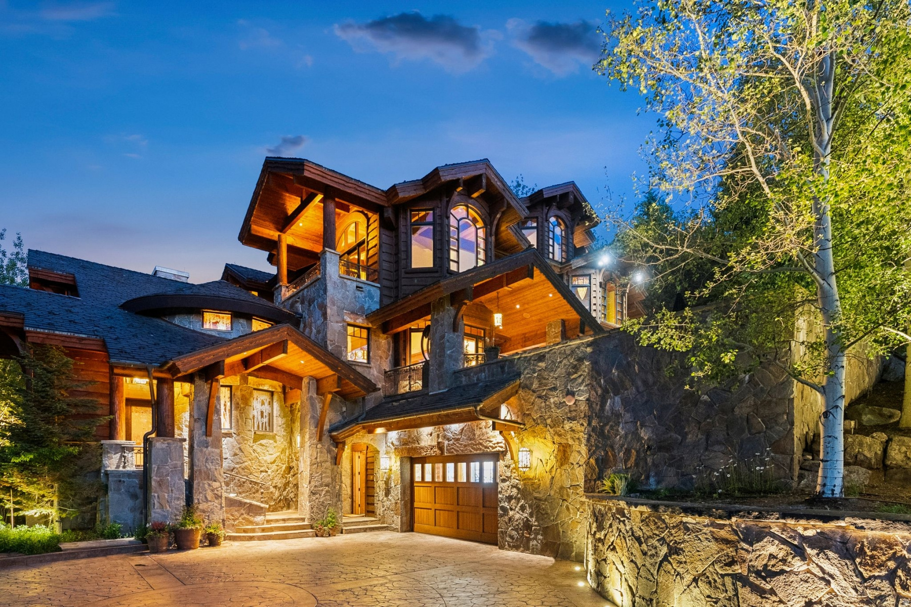 DEER CREST ESTATES - Residential