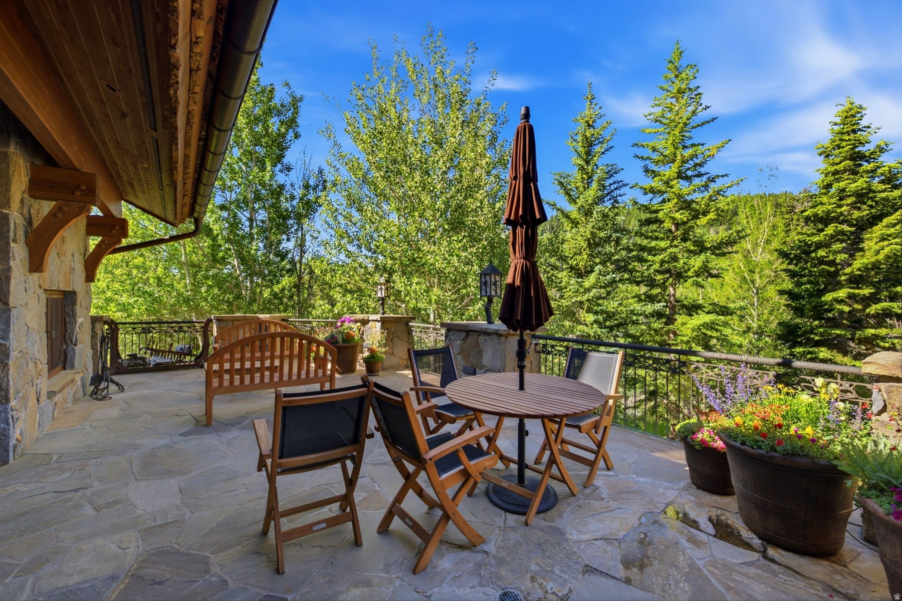 DEER CREST ESTATES - Residential