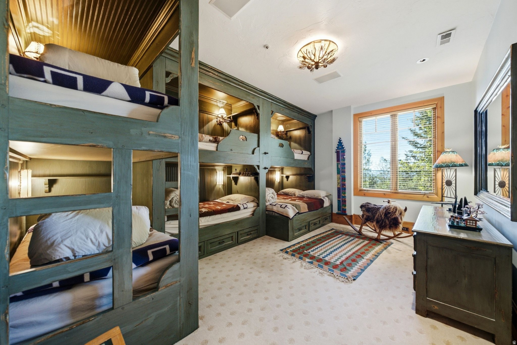 DEER CREST ESTATES - Residential