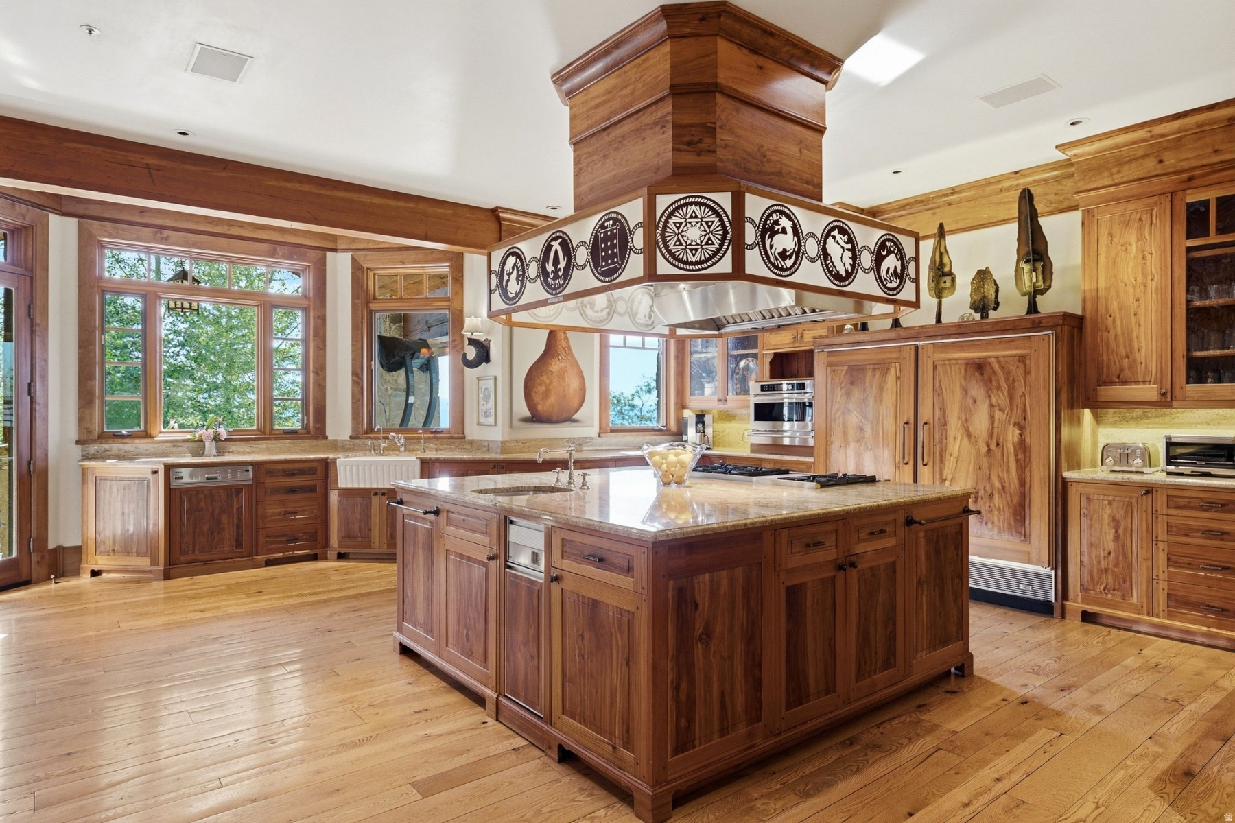 DEER CREST ESTATES - Residential