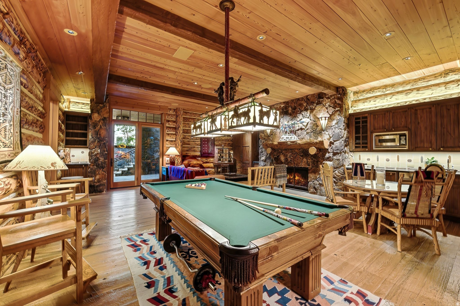 DEER CREST ESTATES - Residential