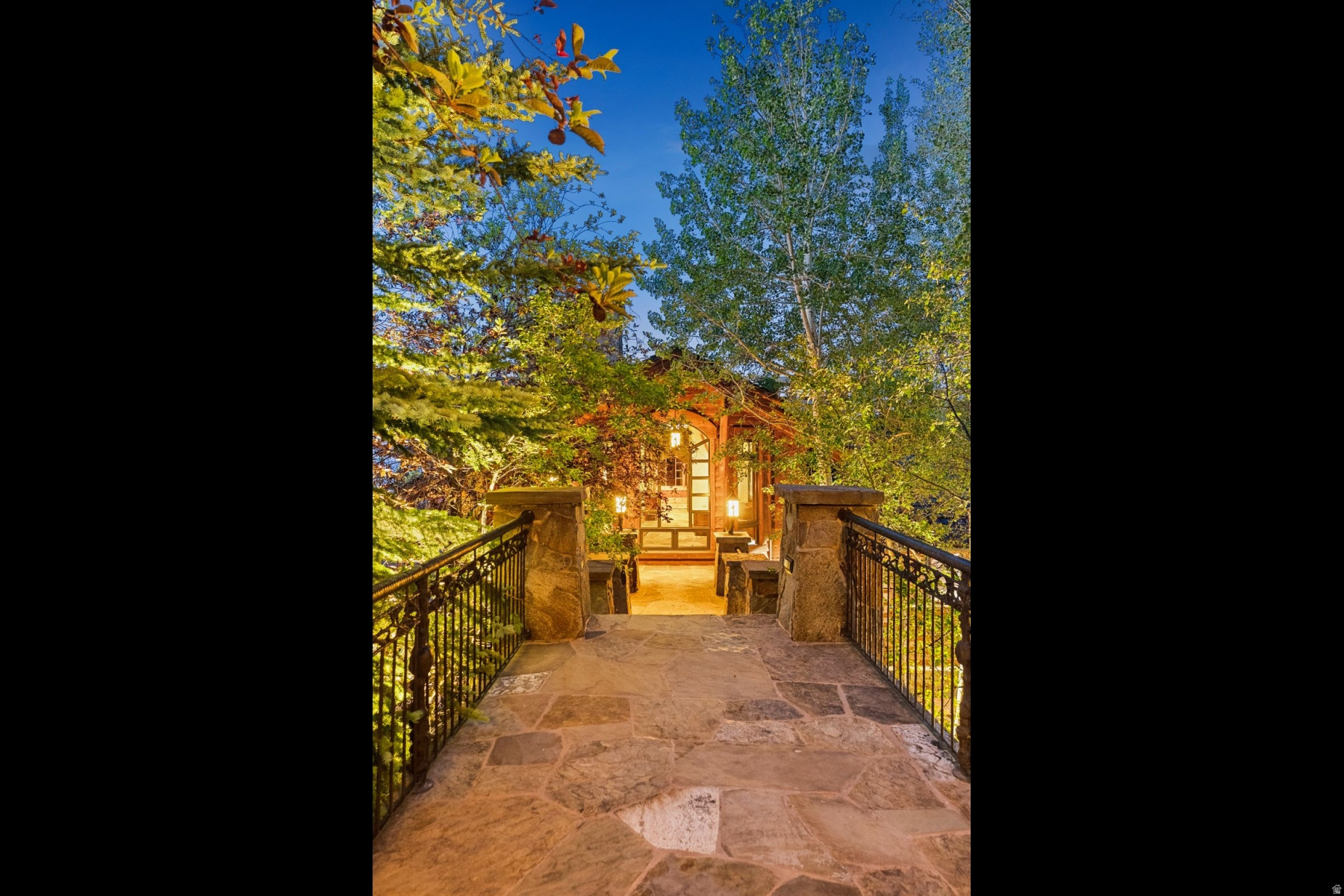 DEER CREST ESTATES - Residential