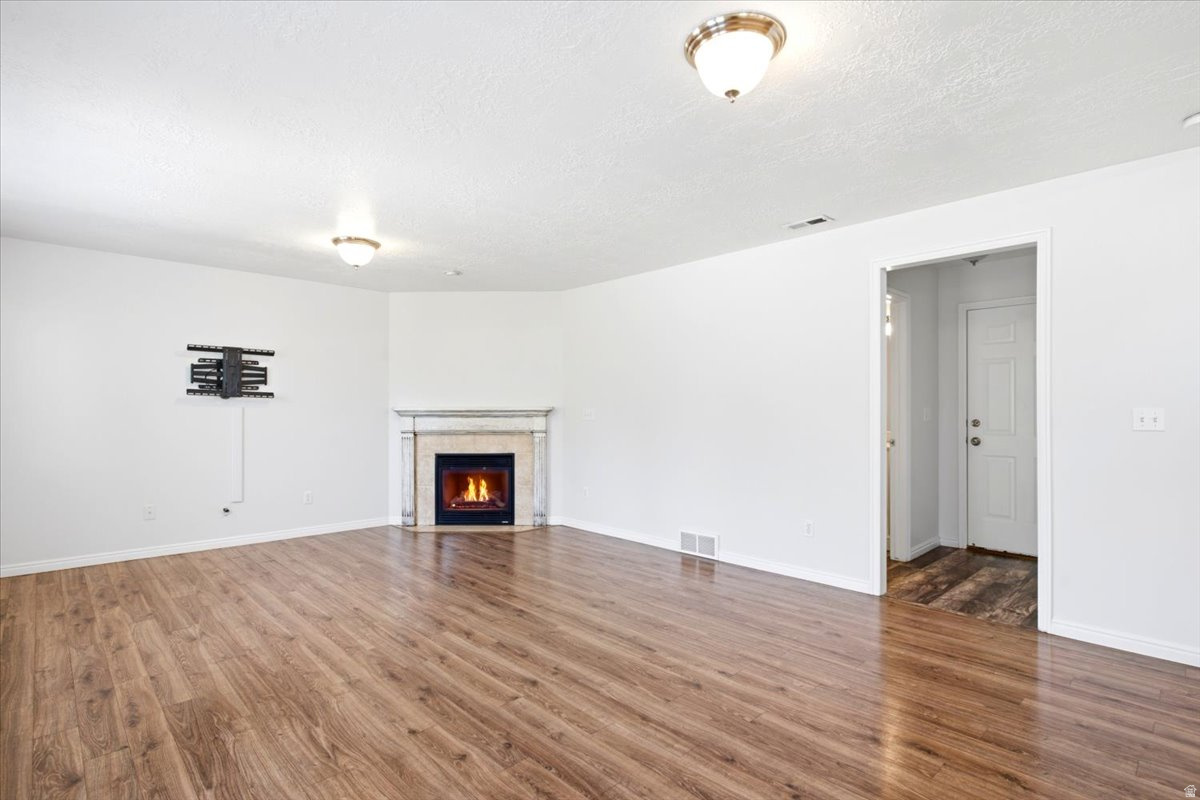 RIVERGLEN - Residential