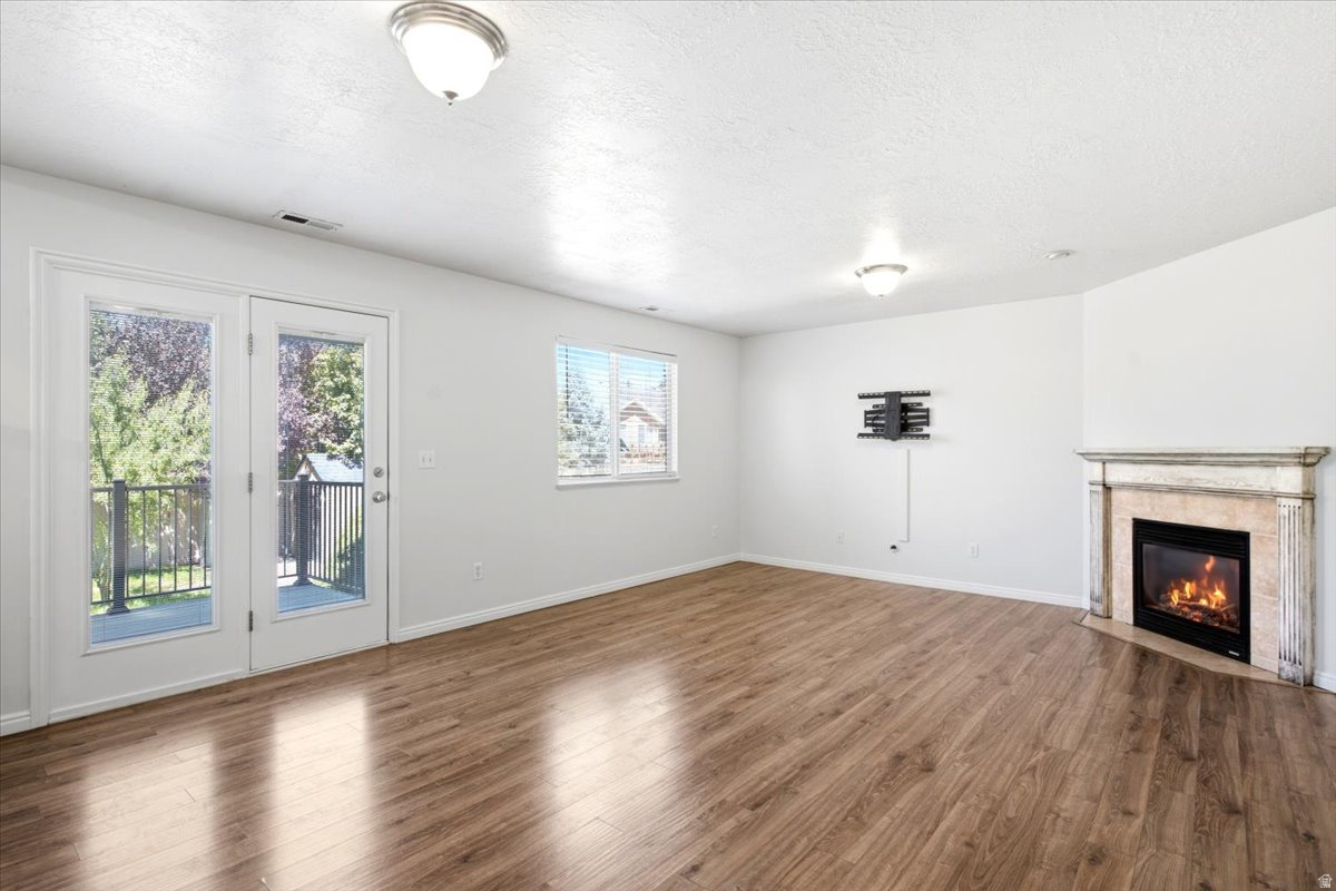 RIVERGLEN - Residential
