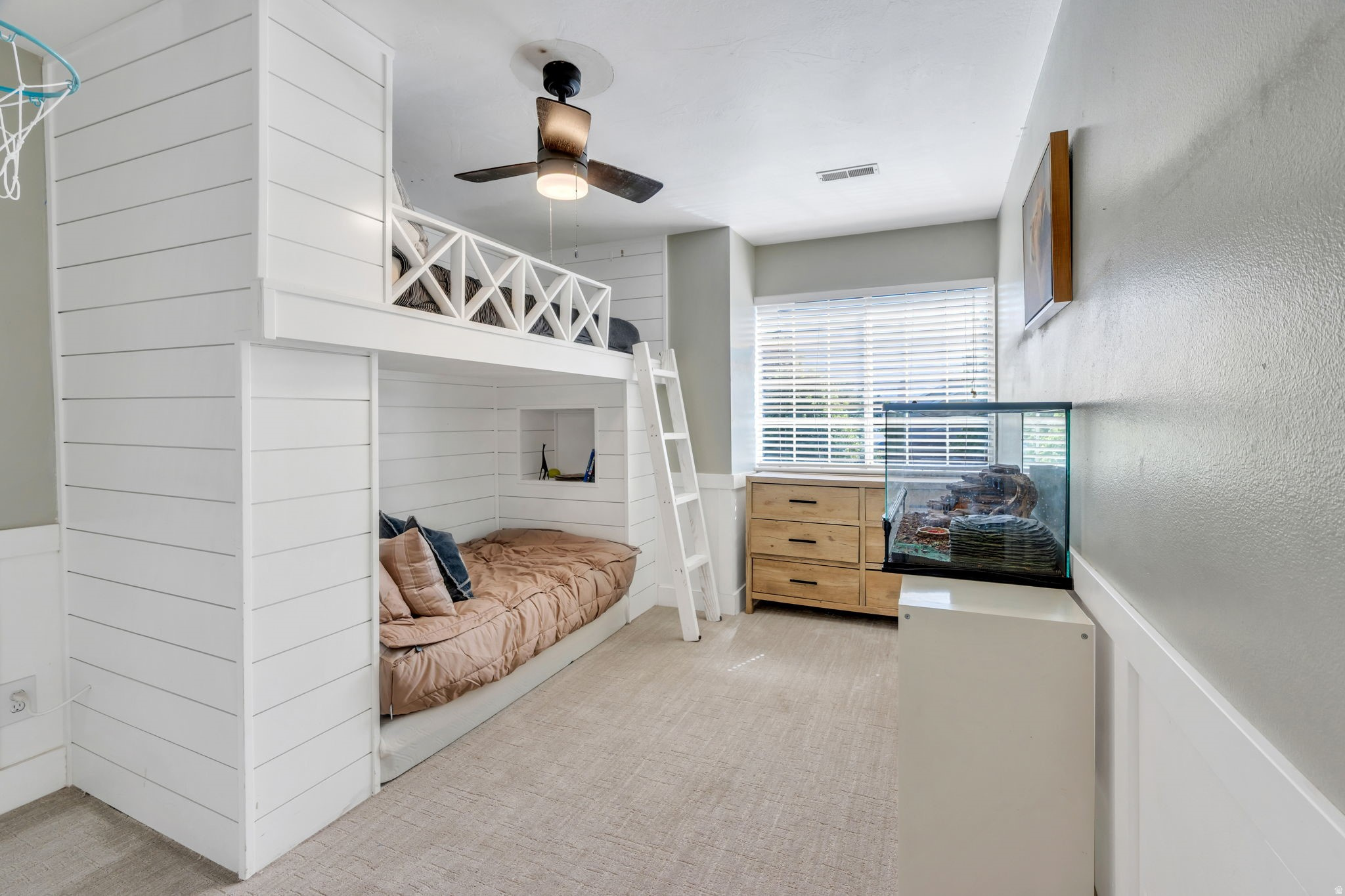 LAKEVIEW HILLS - Residential