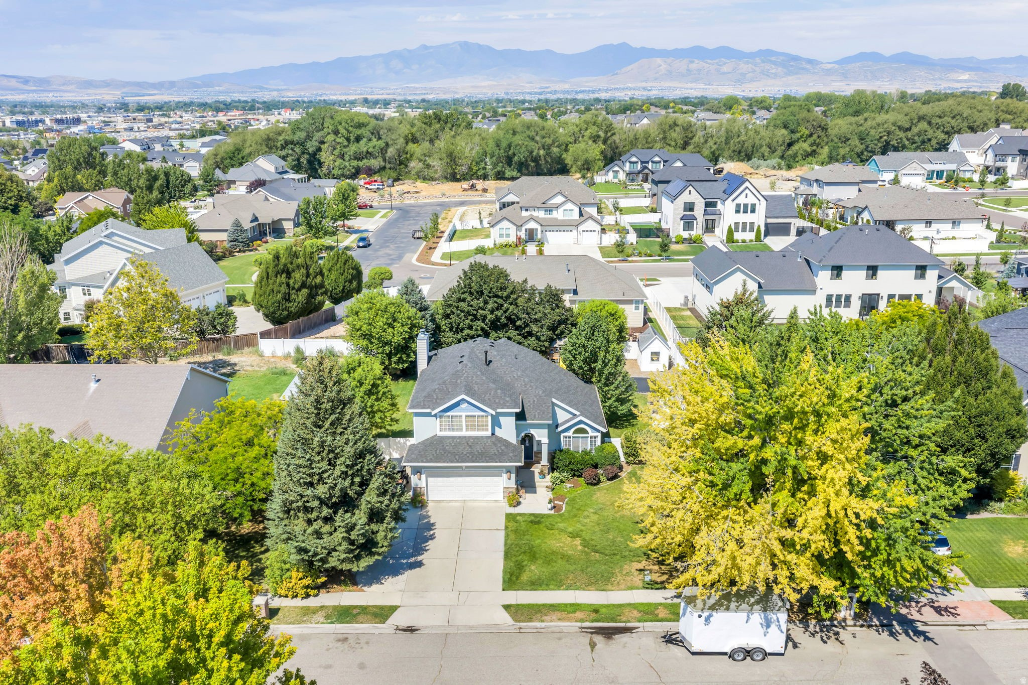LAKEVIEW HILLS - Residential