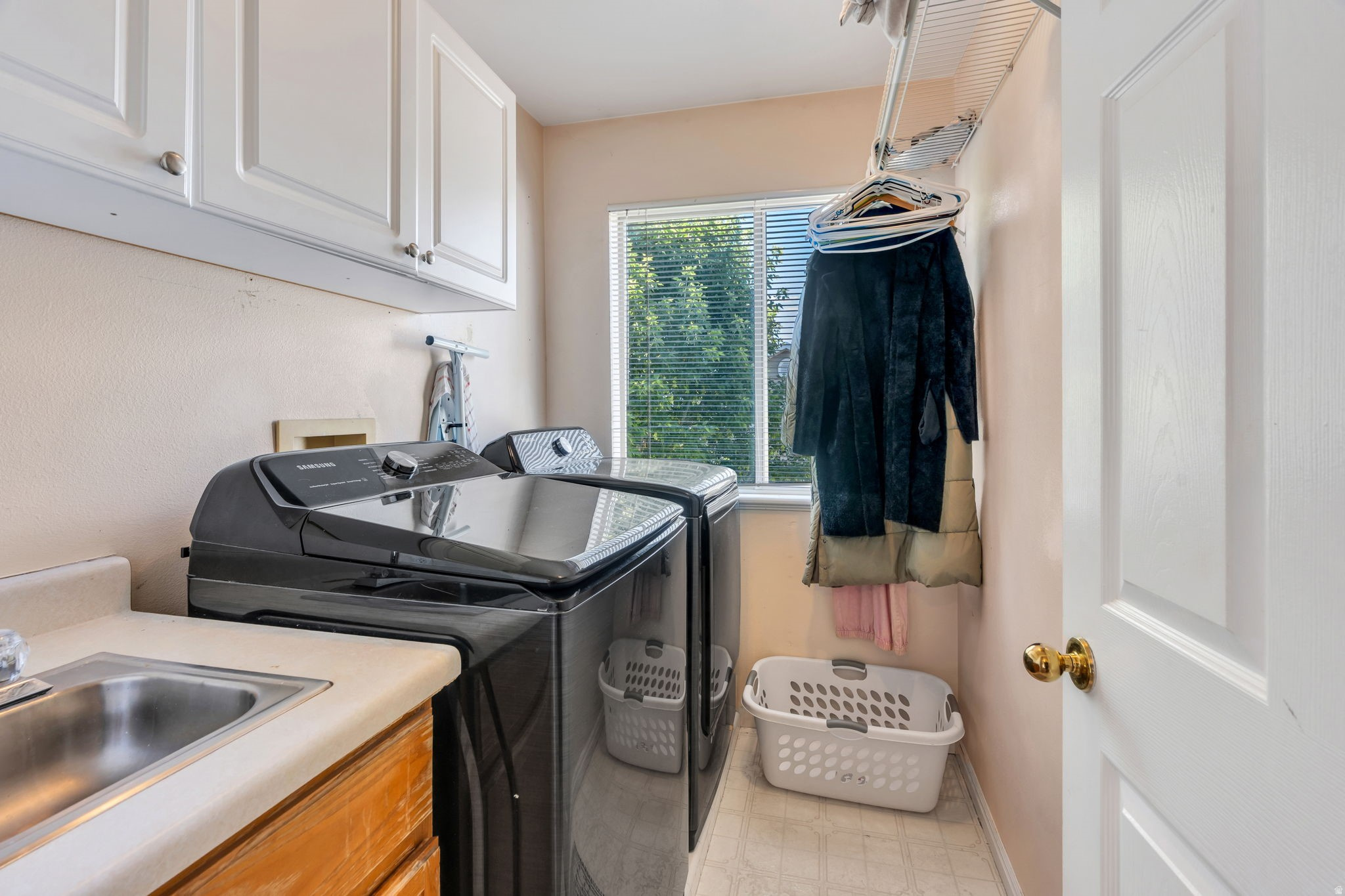 LAKEVIEW HILLS - Residential