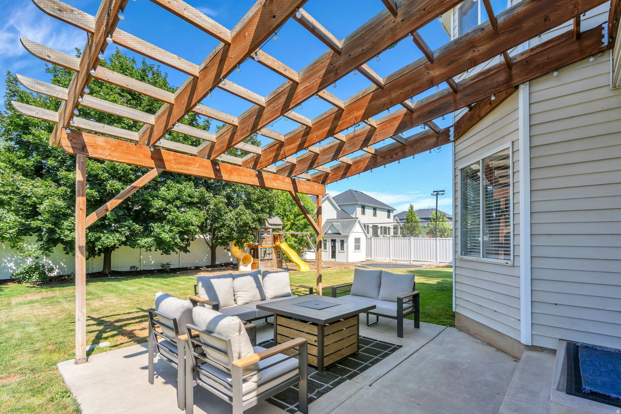 LAKEVIEW HILLS - Residential
